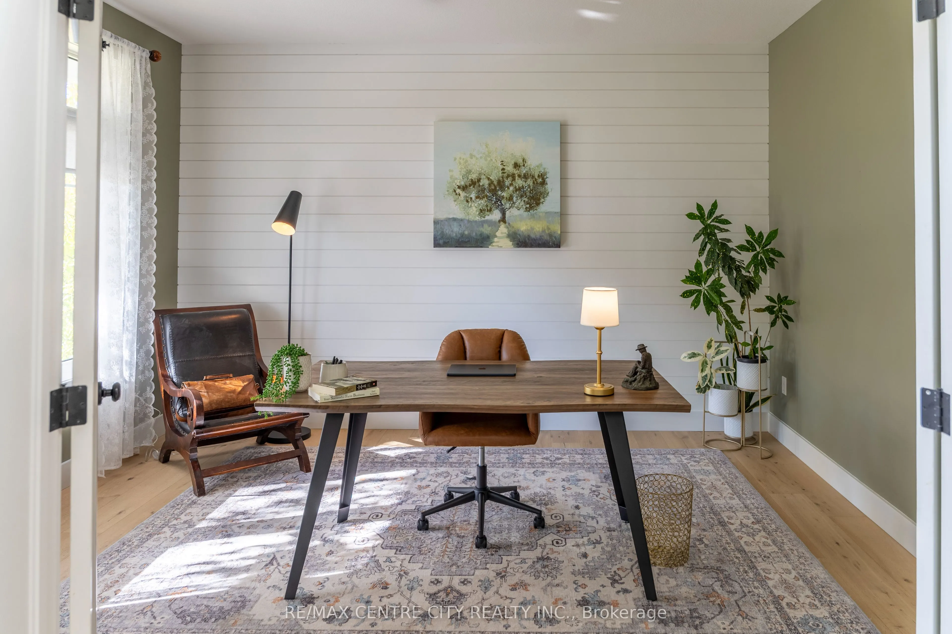 56 Caverhill Crescent