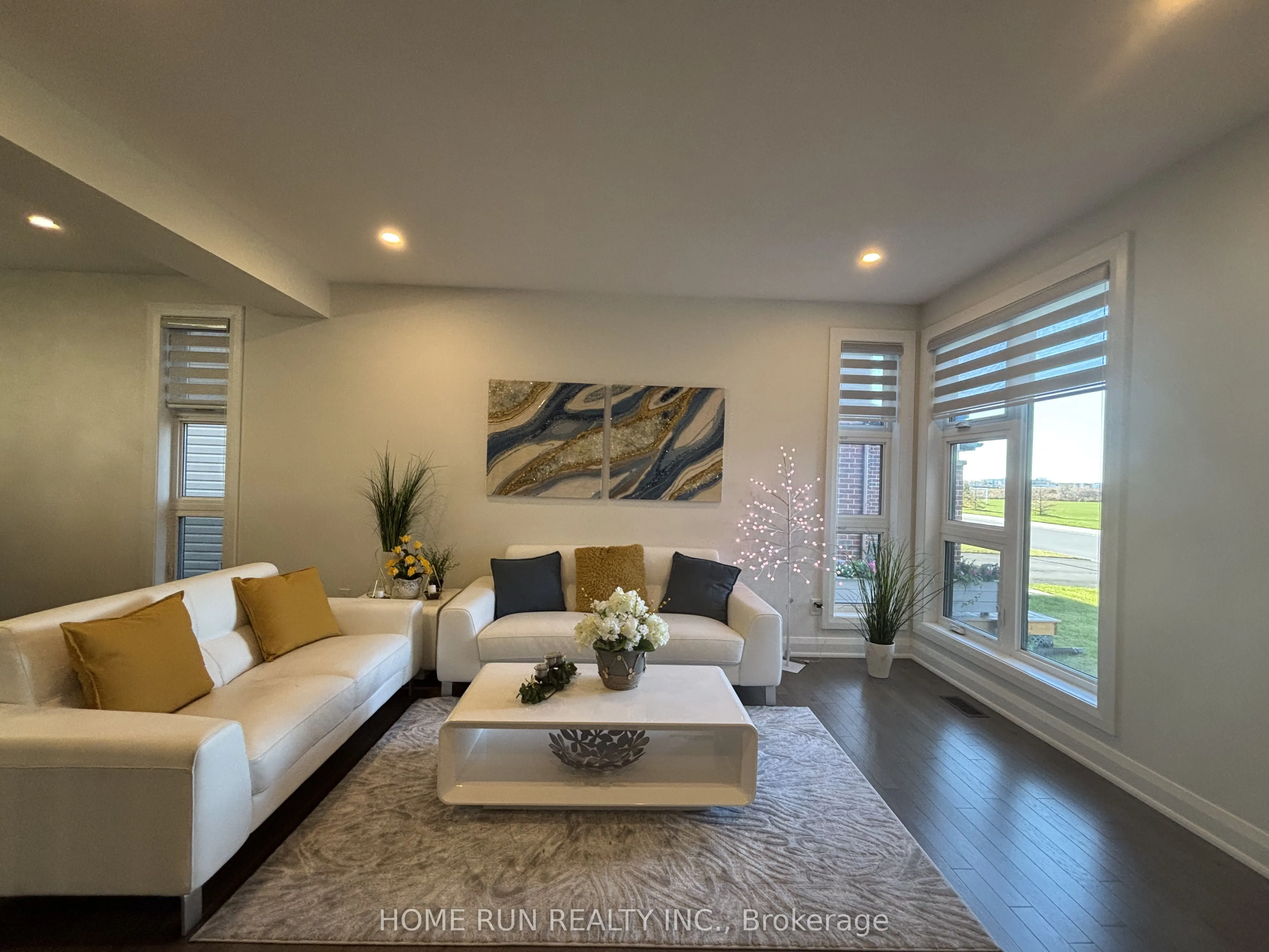 561 Honeylocust Avenue