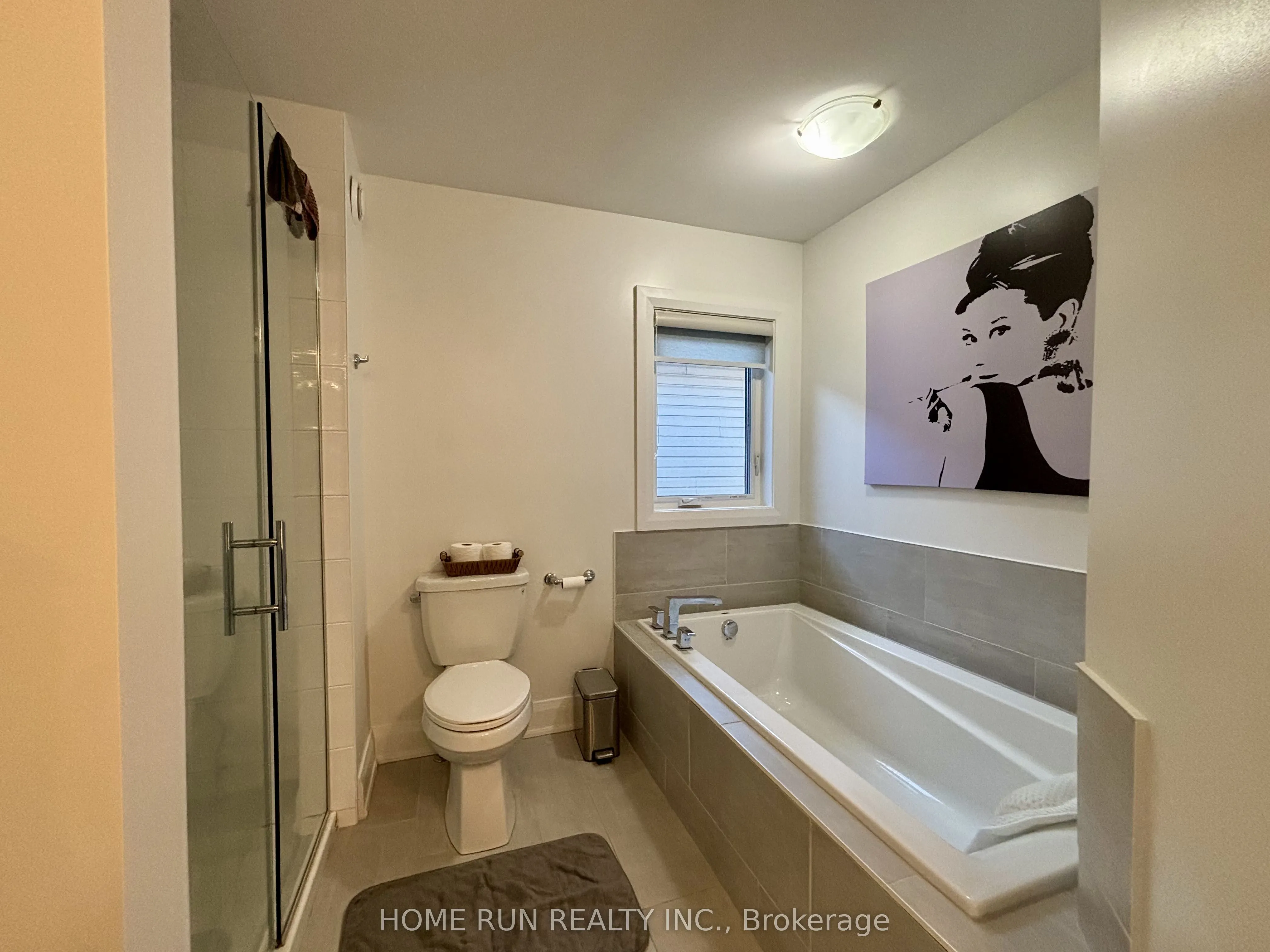 561 Honeylocust Avenue