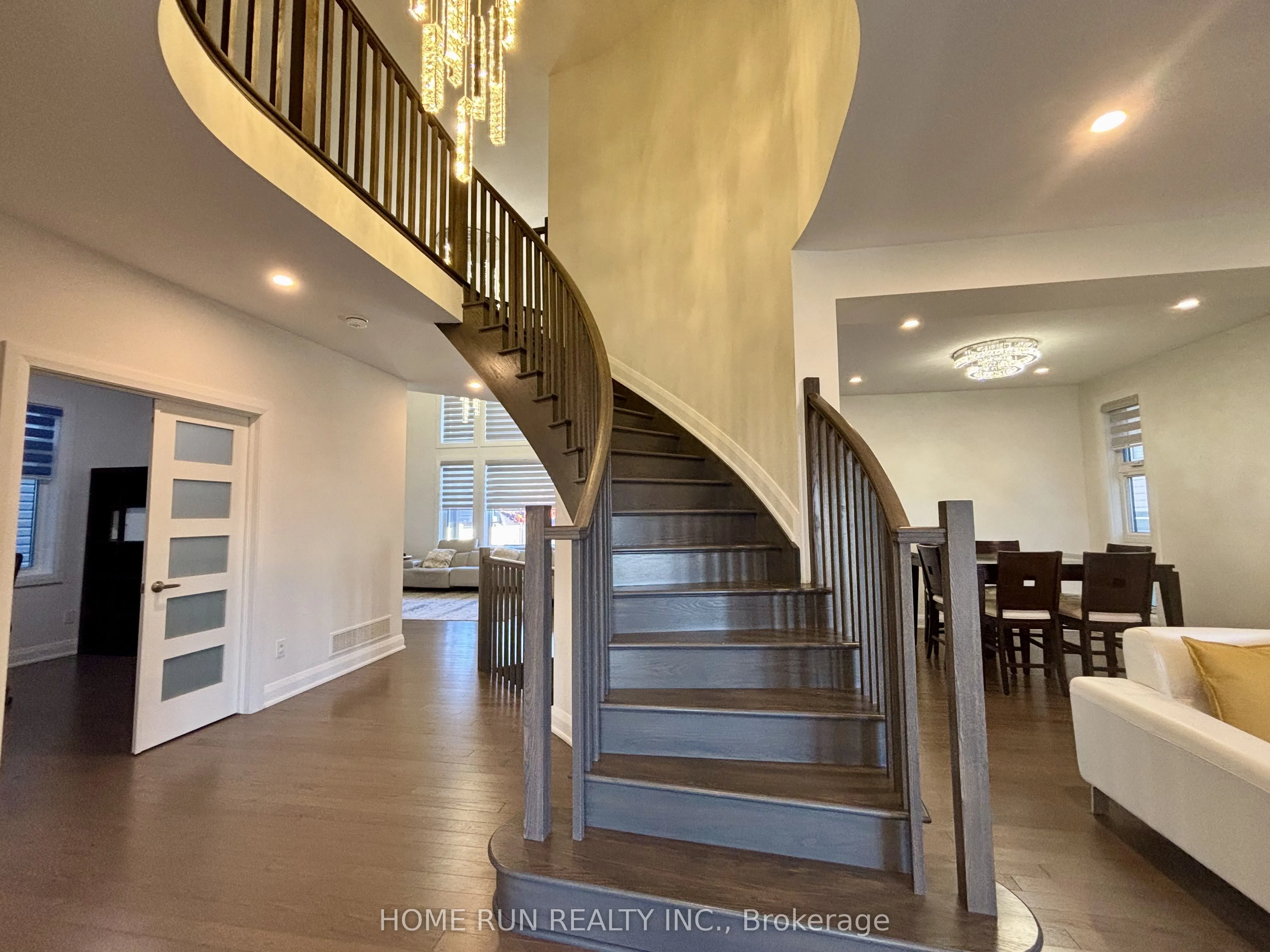 561 Honeylocust Avenue