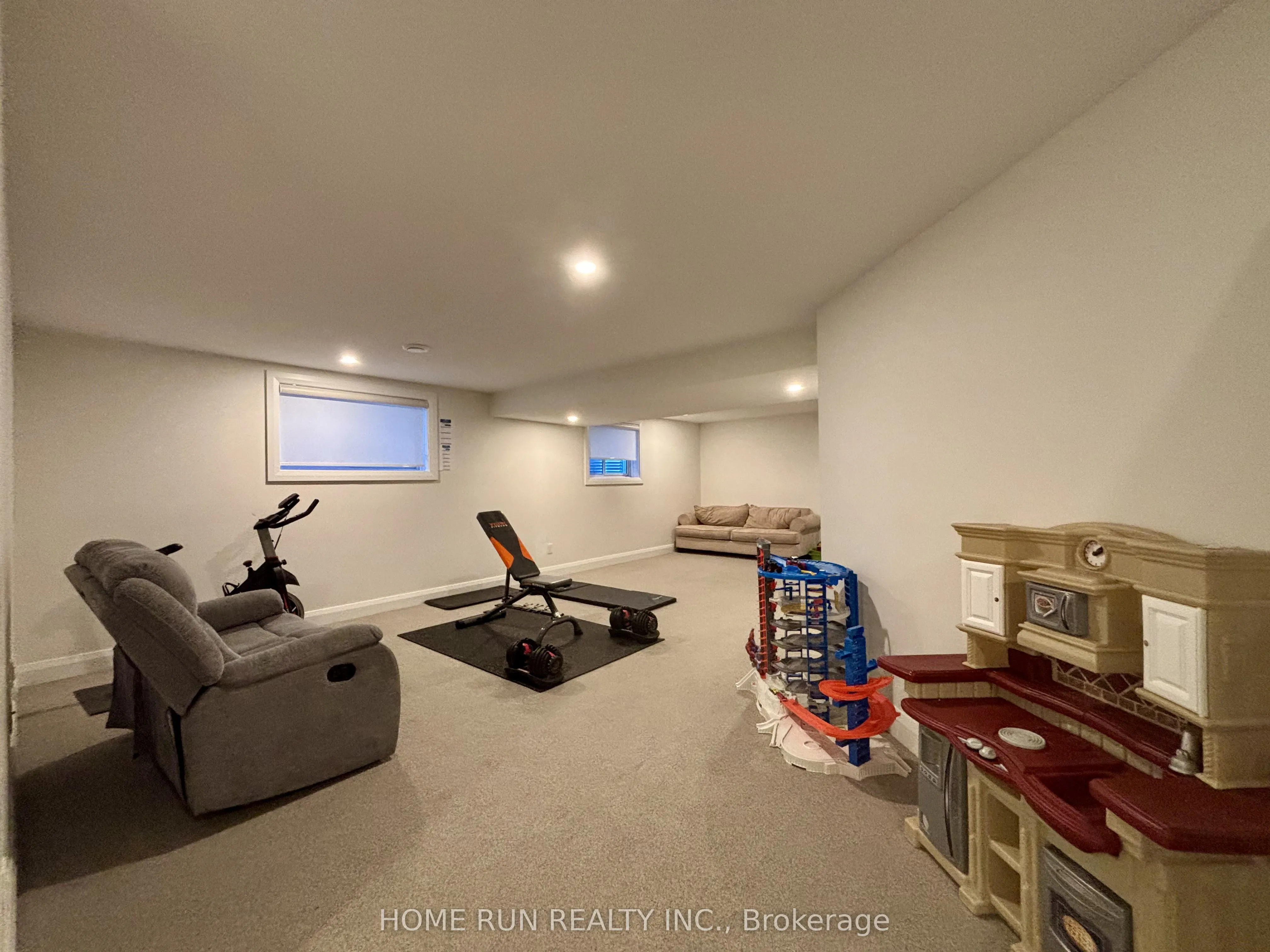 561 Honeylocust Avenue