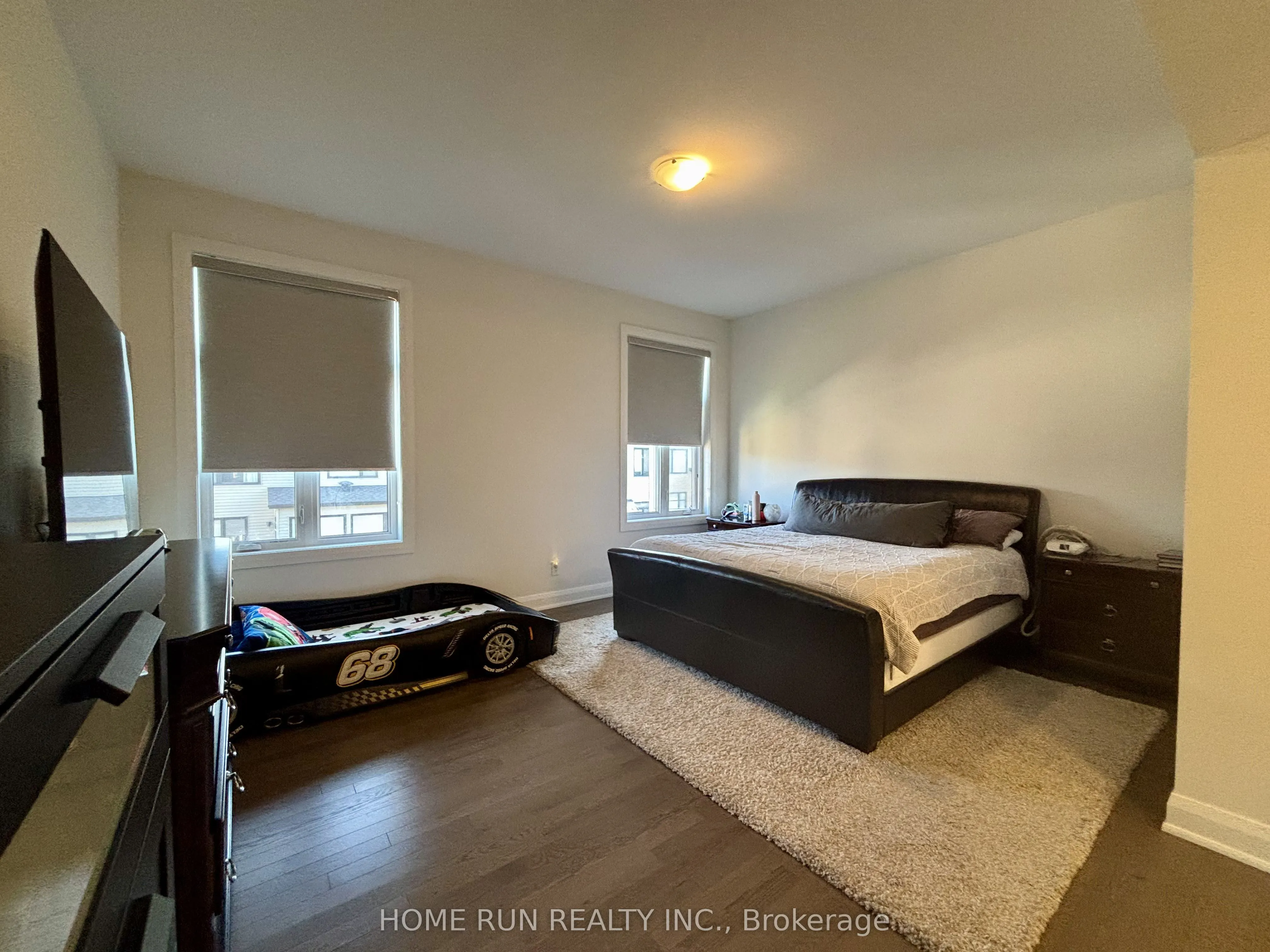 561 Honeylocust Avenue