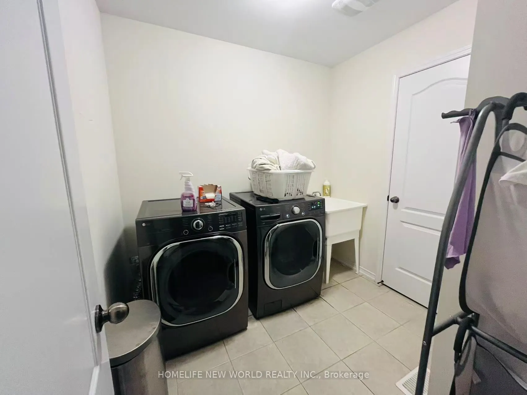 7881 Hackberry Trail