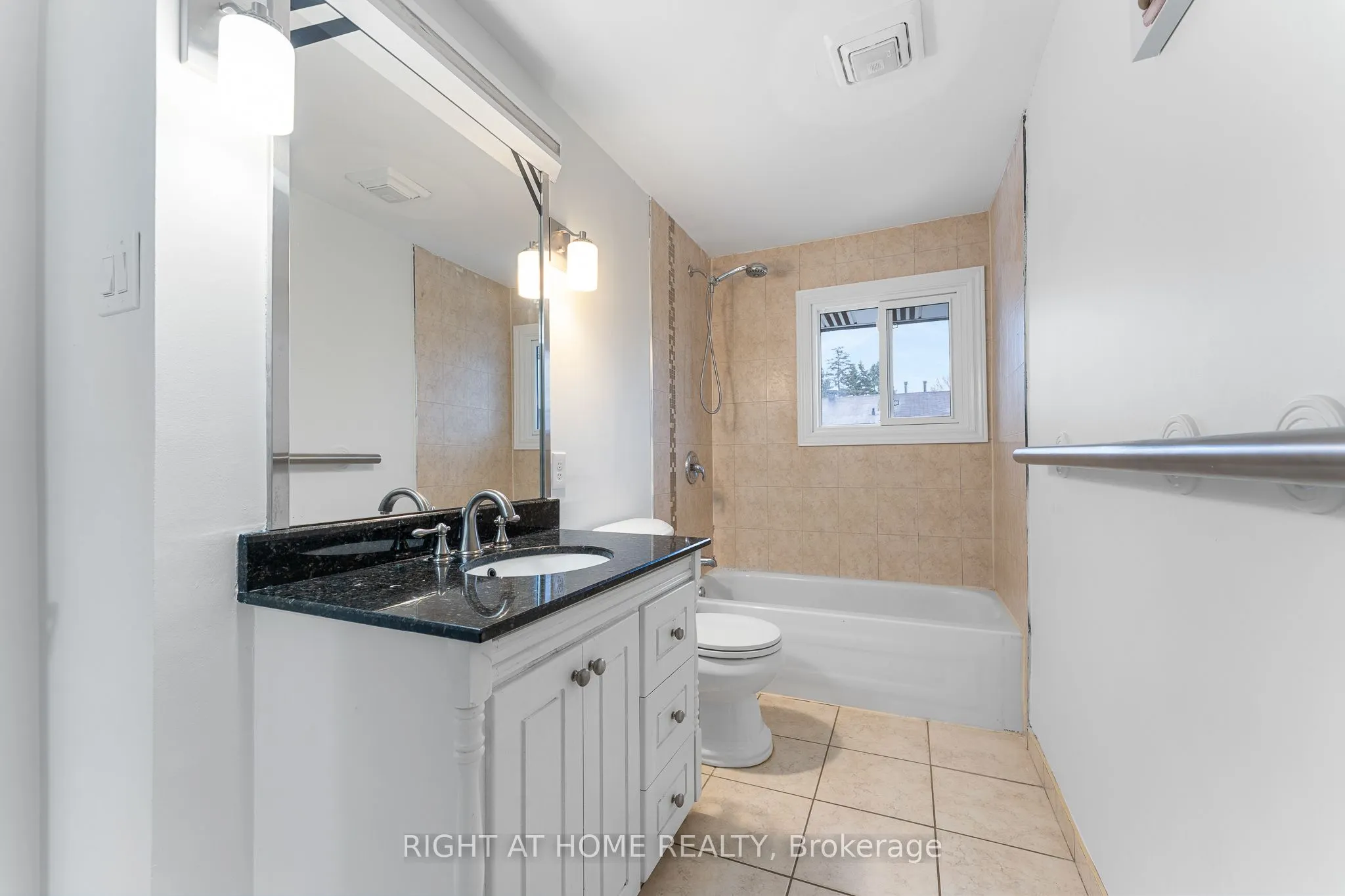 2296 Orient Park Drive, #32