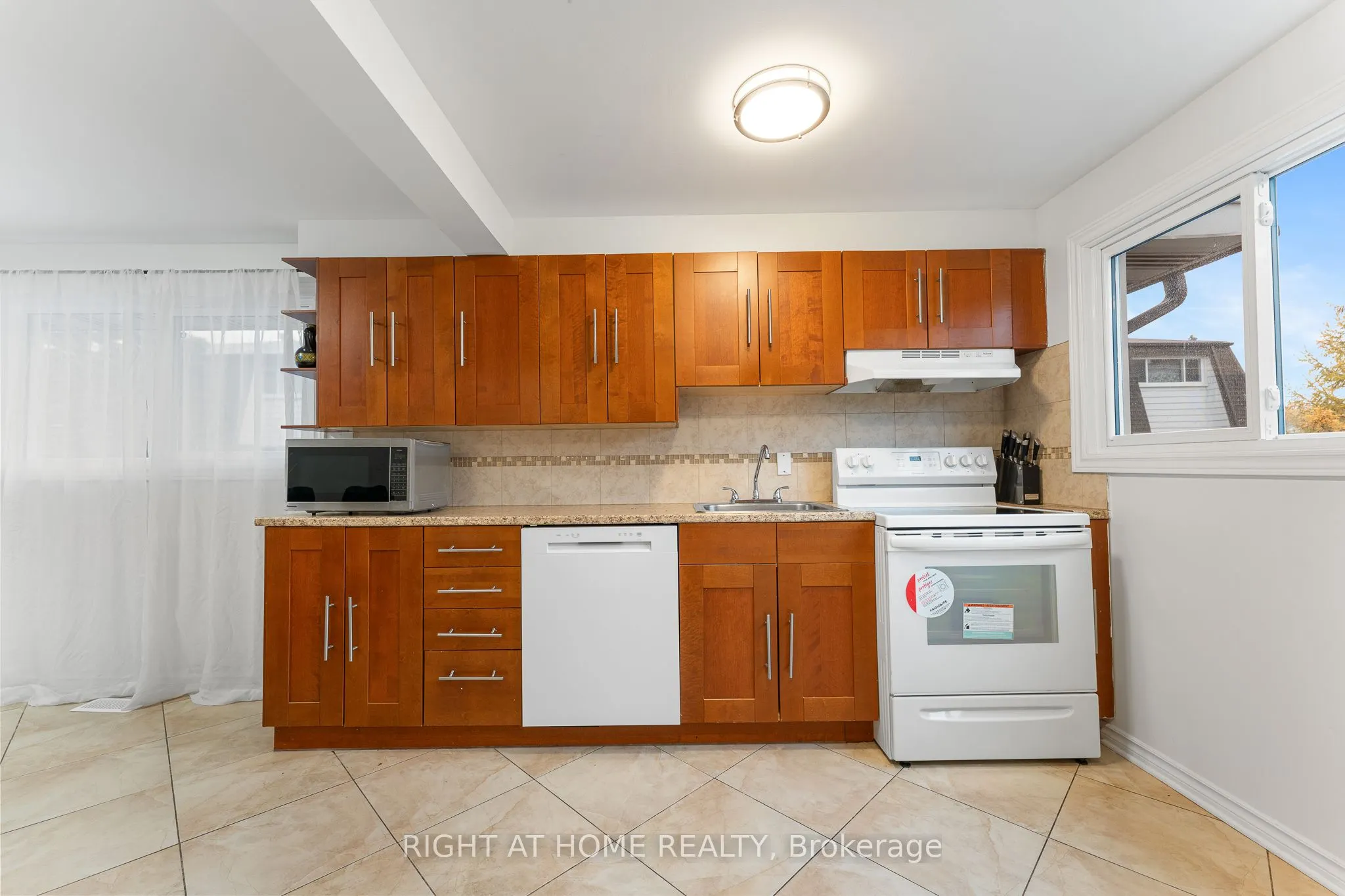 2296 Orient Park Drive, #32