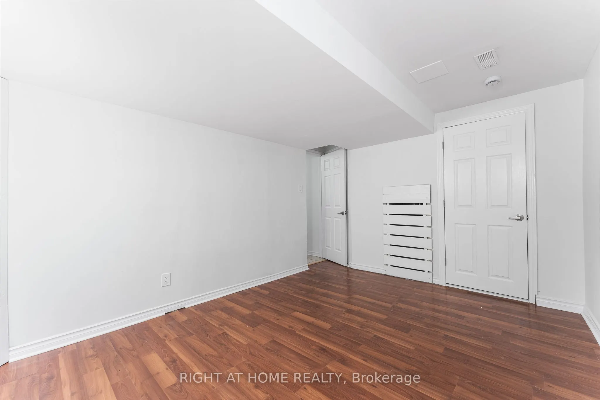 2296 Orient Park Drive, #32