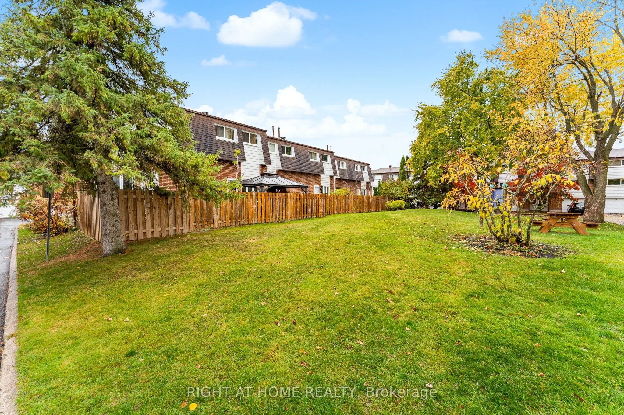 2296 Orient Park Drive, #32