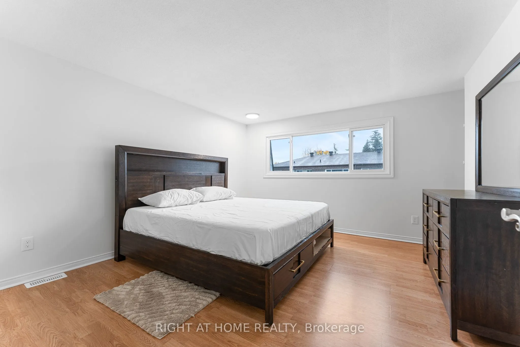 2296 Orient Park Drive, #32