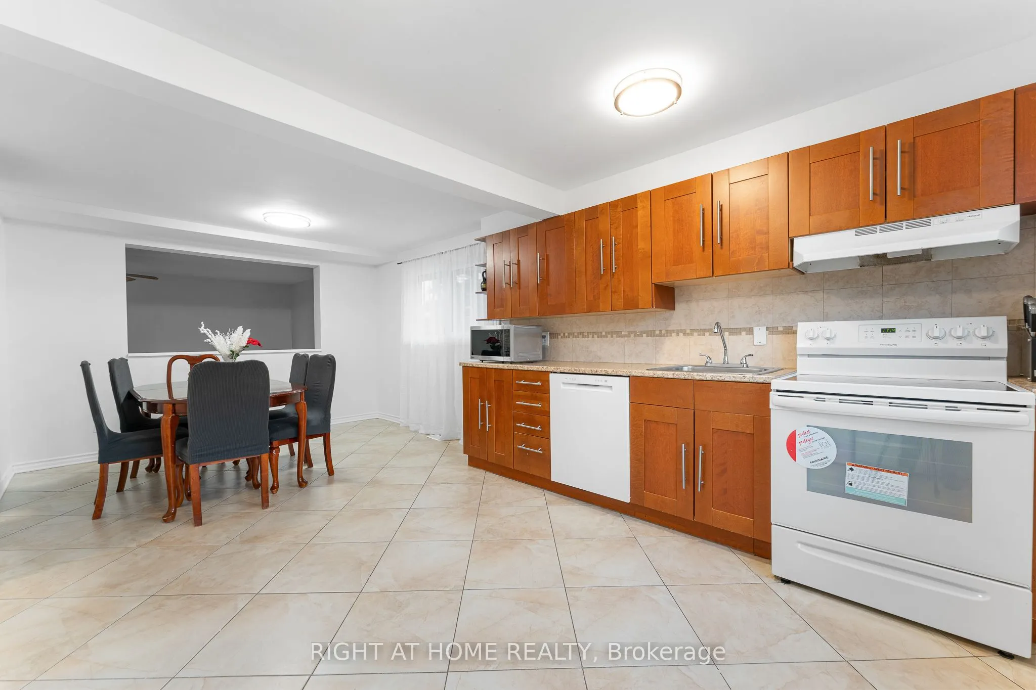 2296 Orient Park Drive, #32