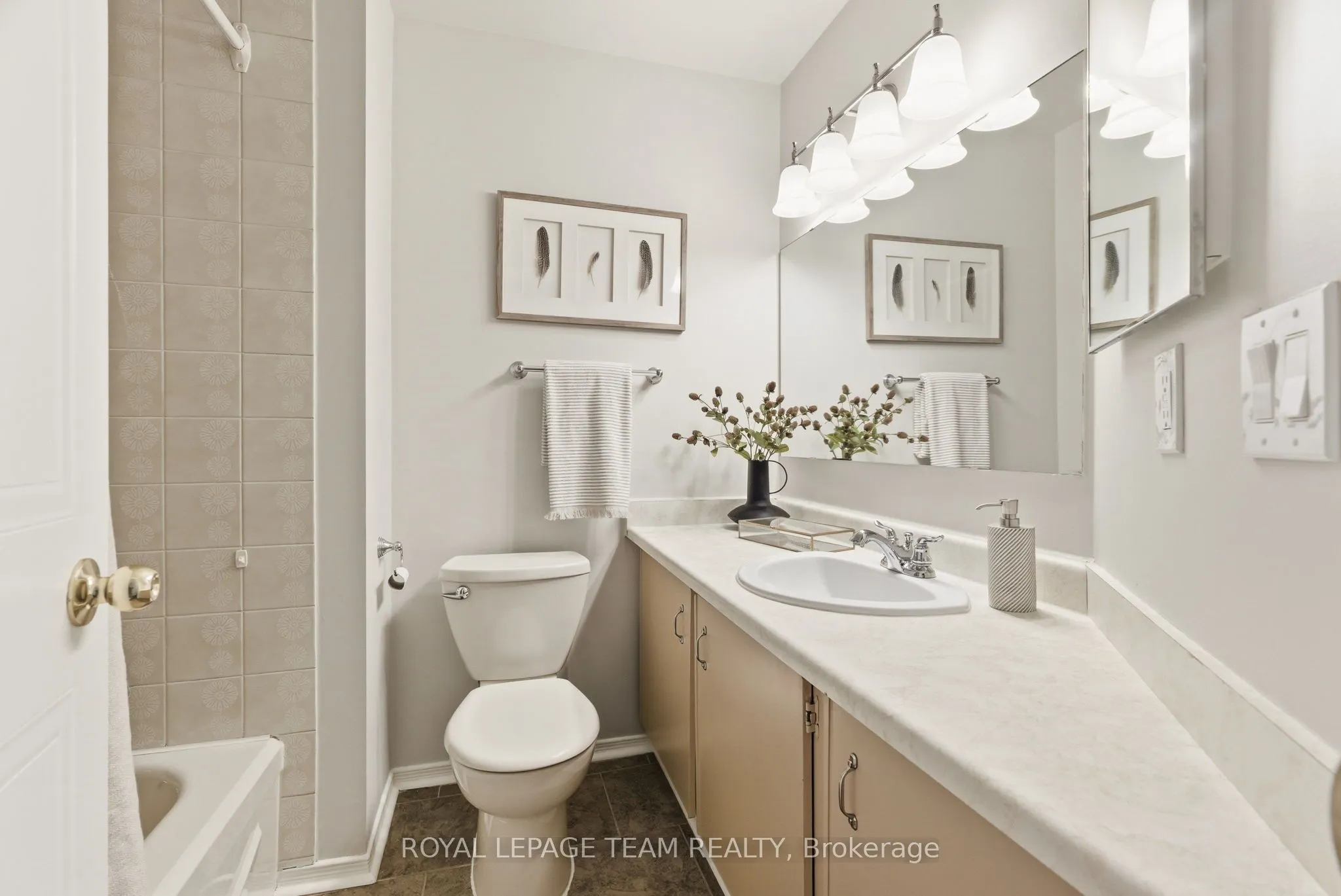 1404 Forge Street, #1404