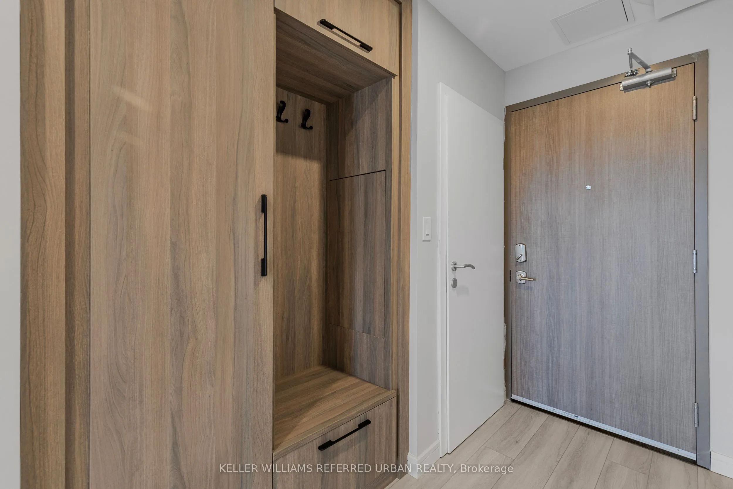 20 George Street, #2905