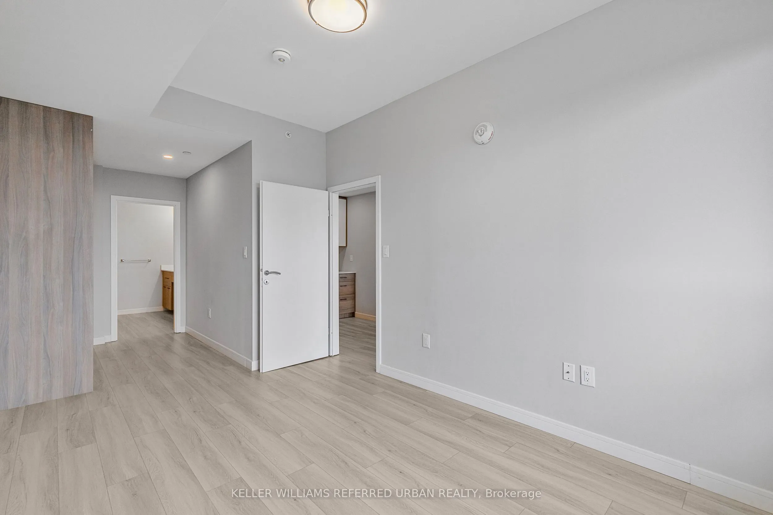 20 George Street, #2905