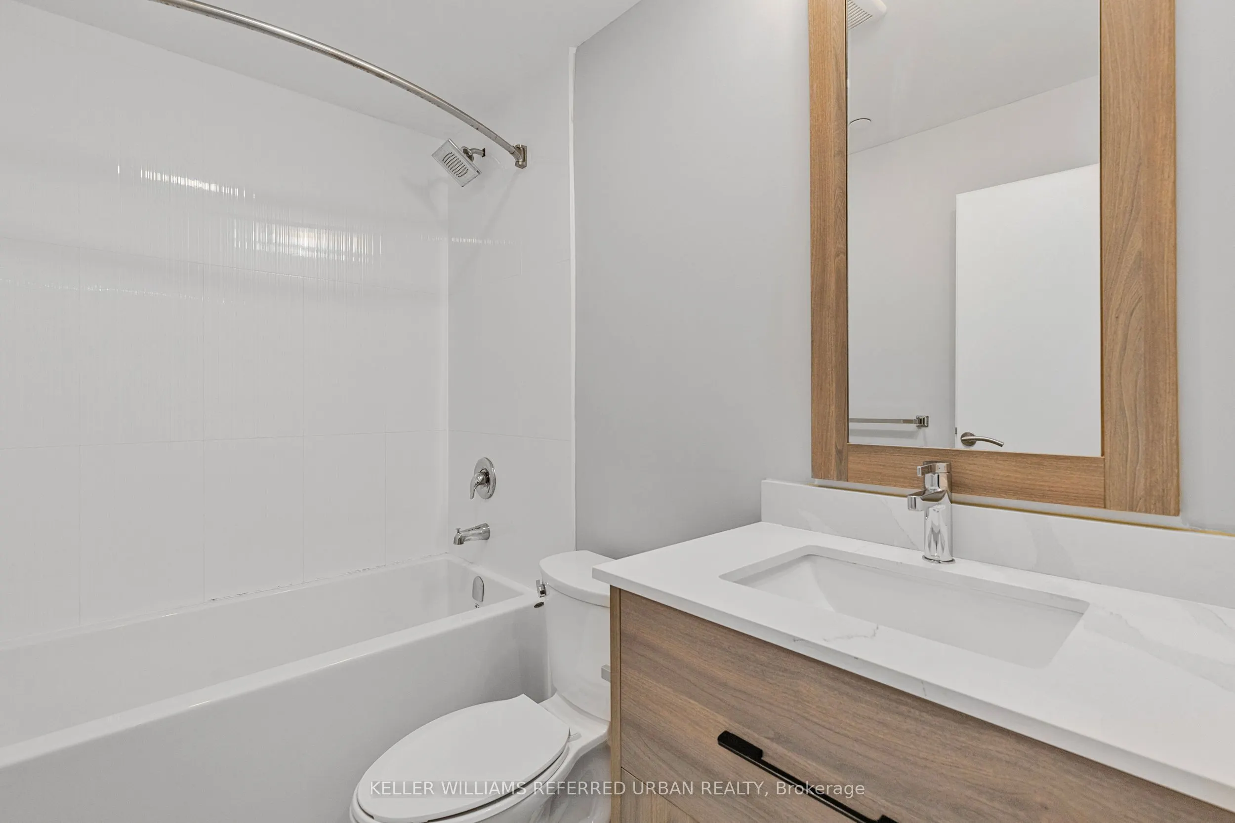 20 George Street, #2905