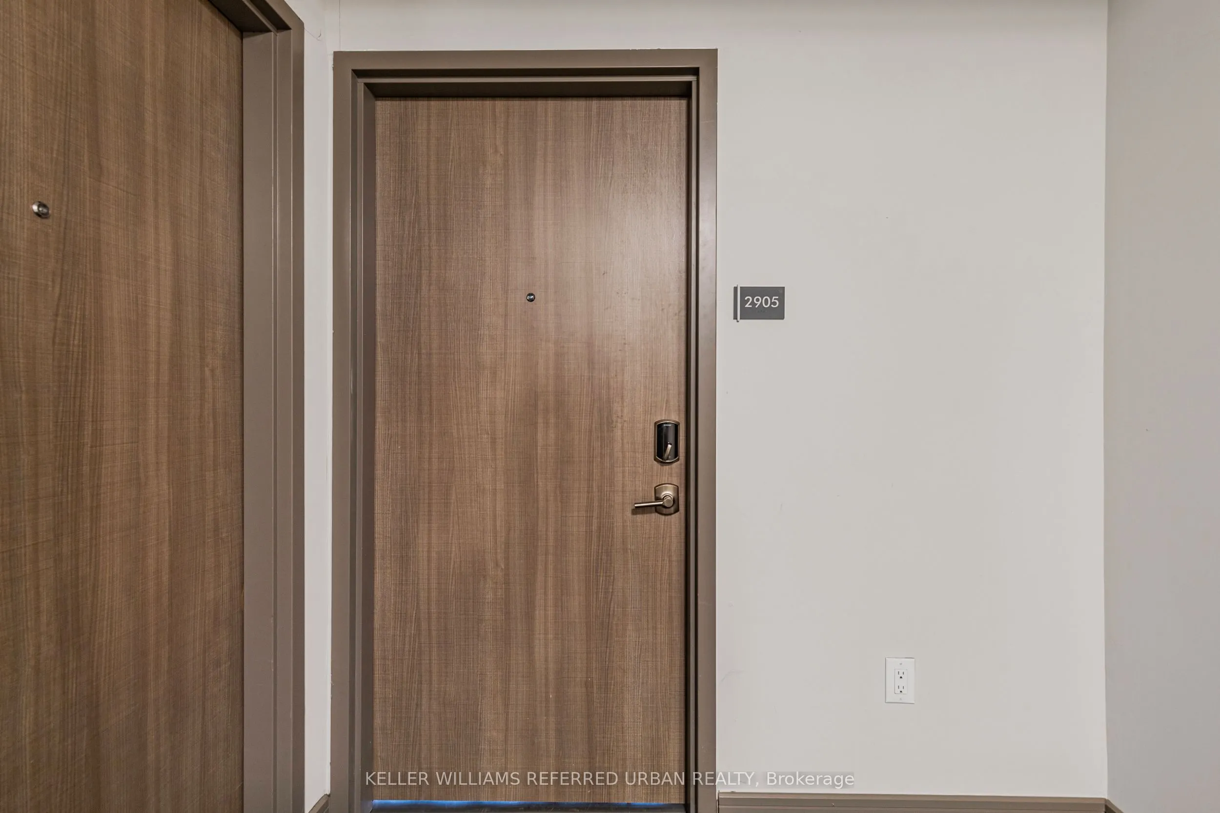 20 George Street, #2905