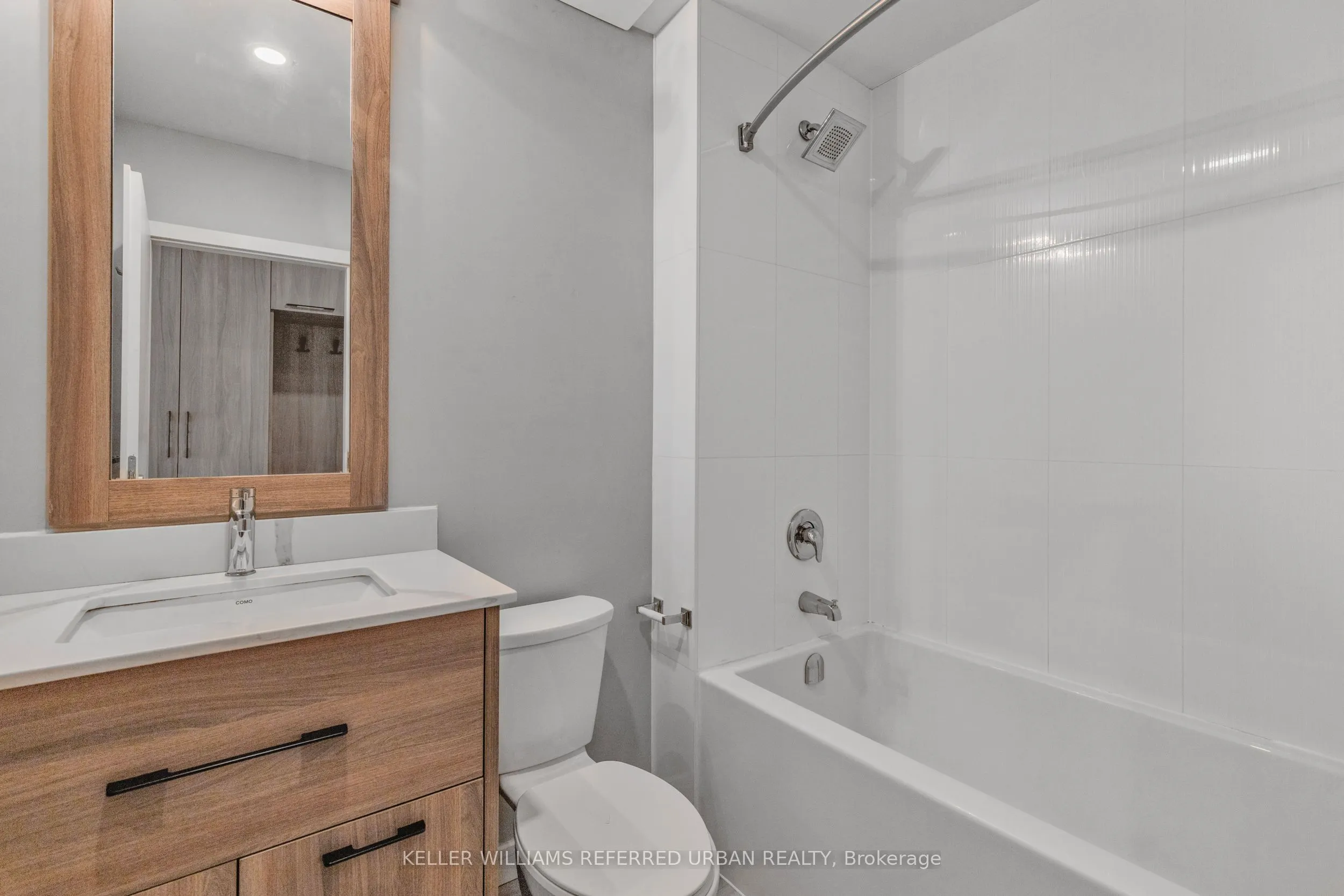 20 George Street, #2102