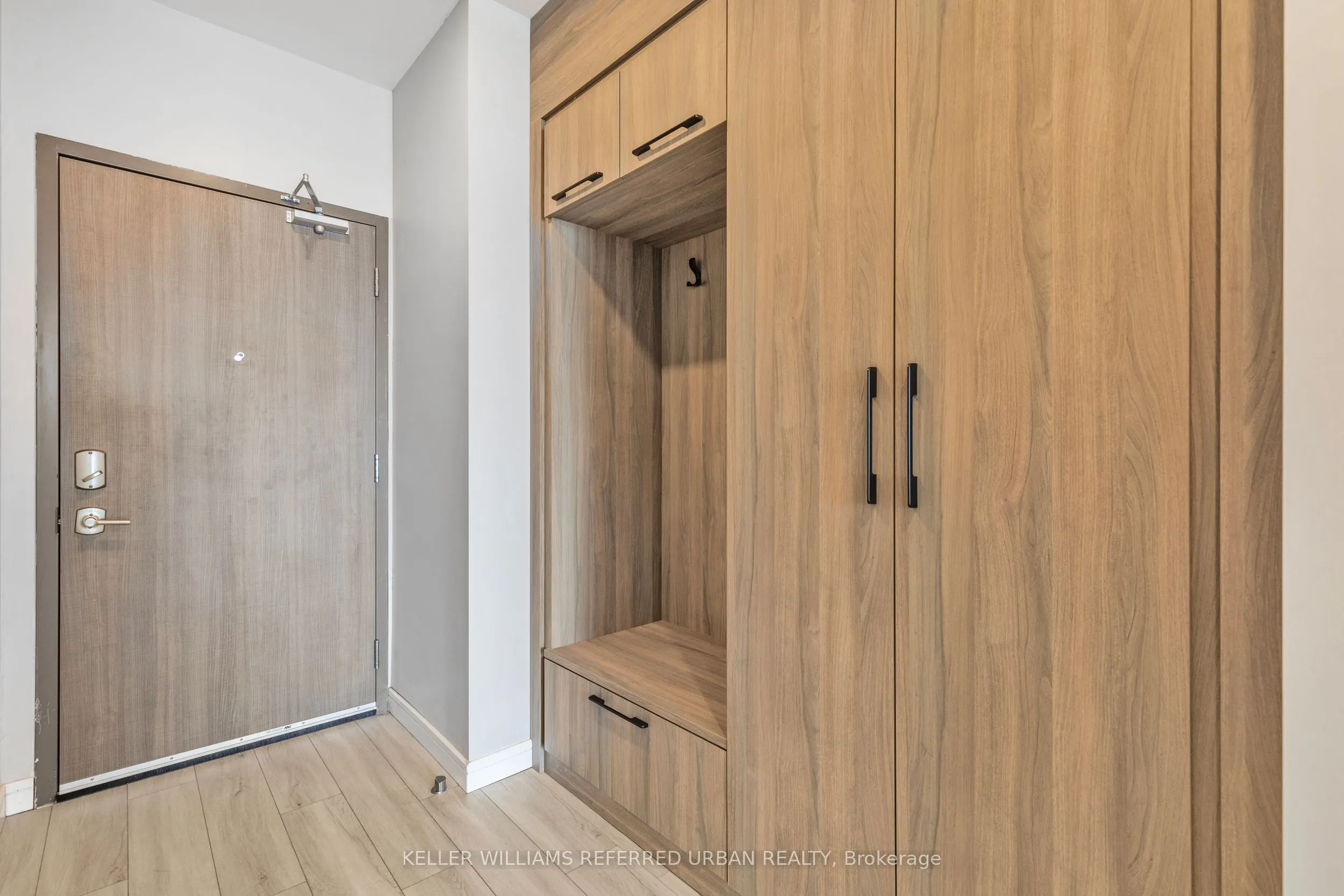 20 George Street, #2102