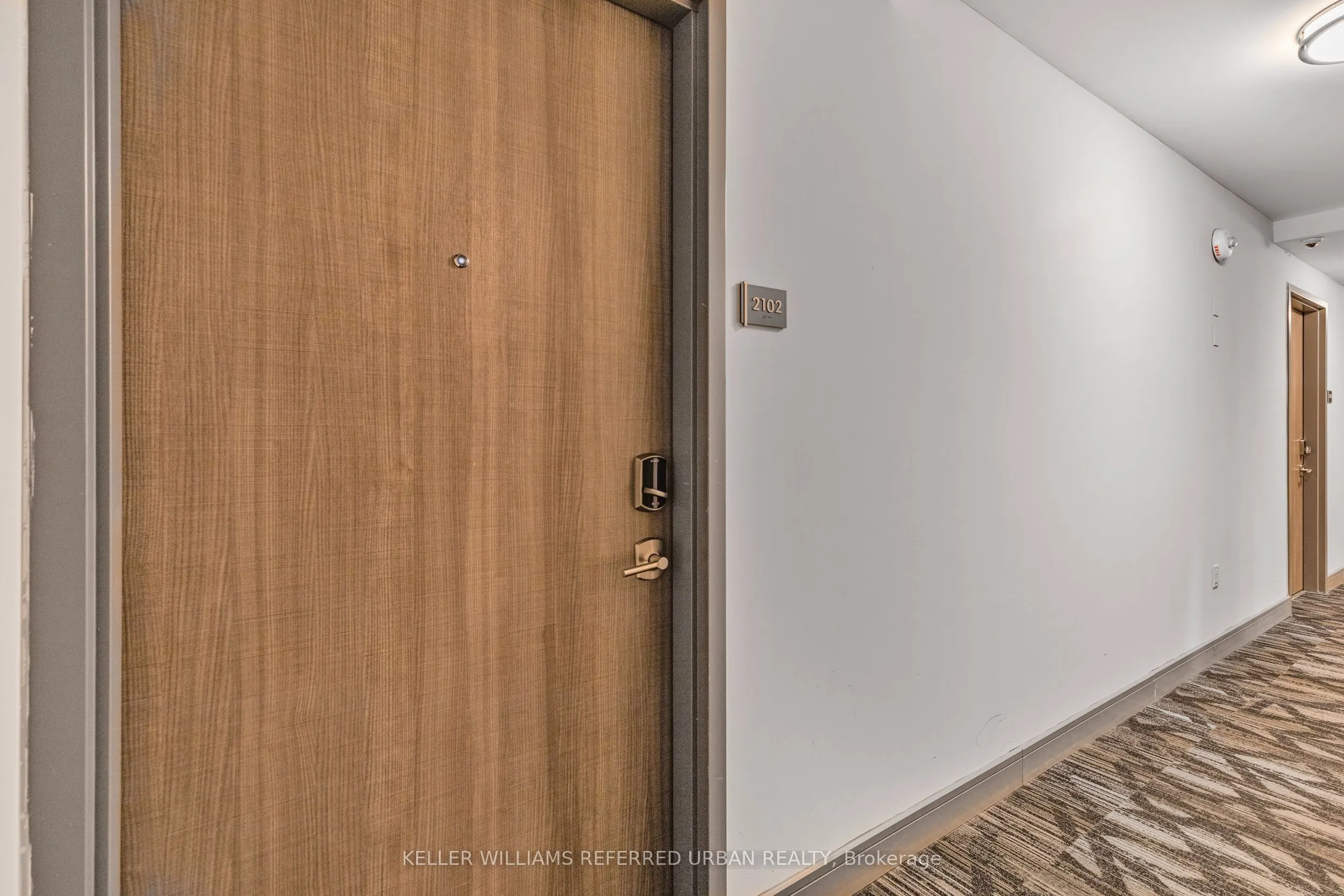 20 George Street, #2102