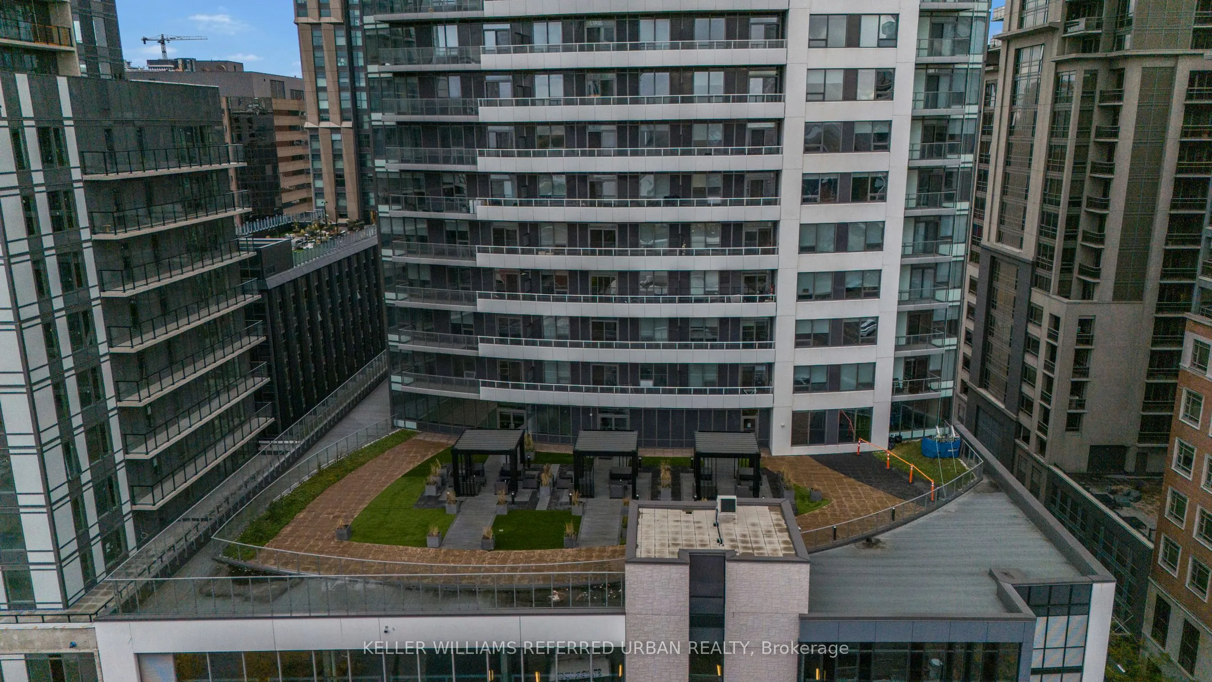 20 George Street, #2102