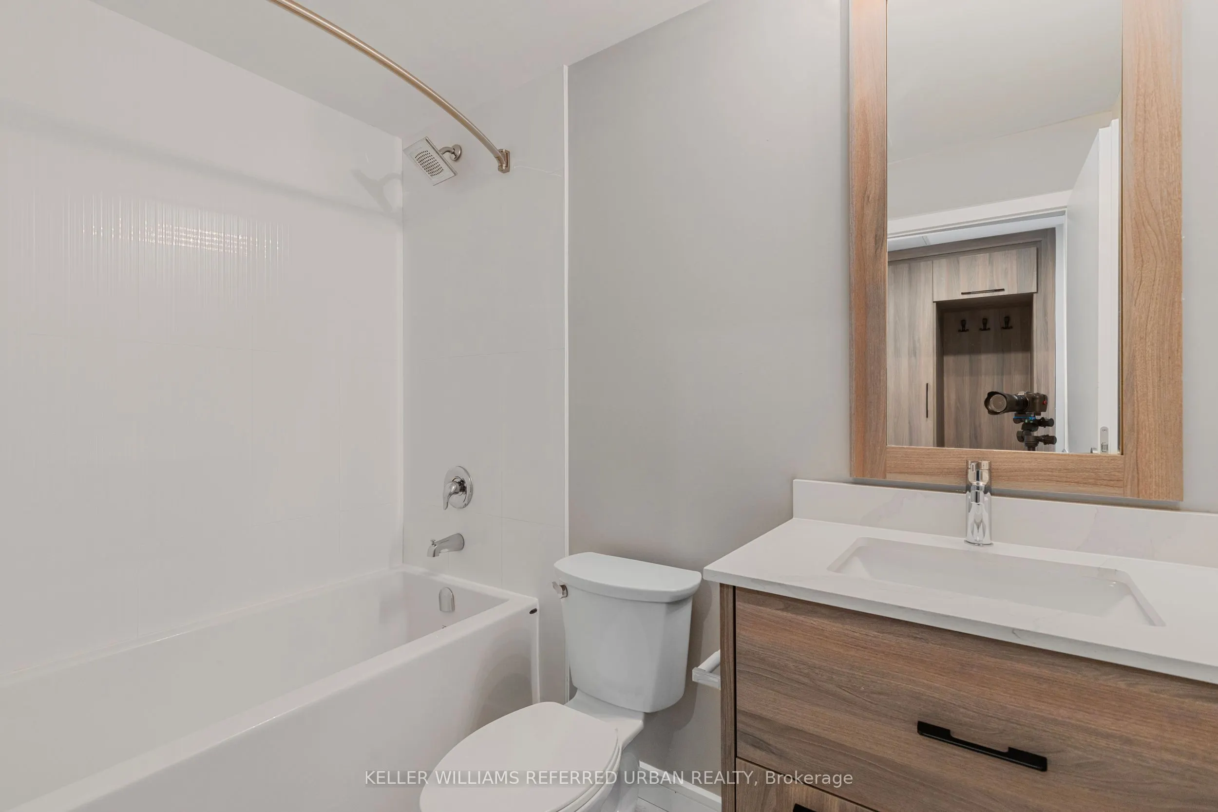 20 George Street, #2609