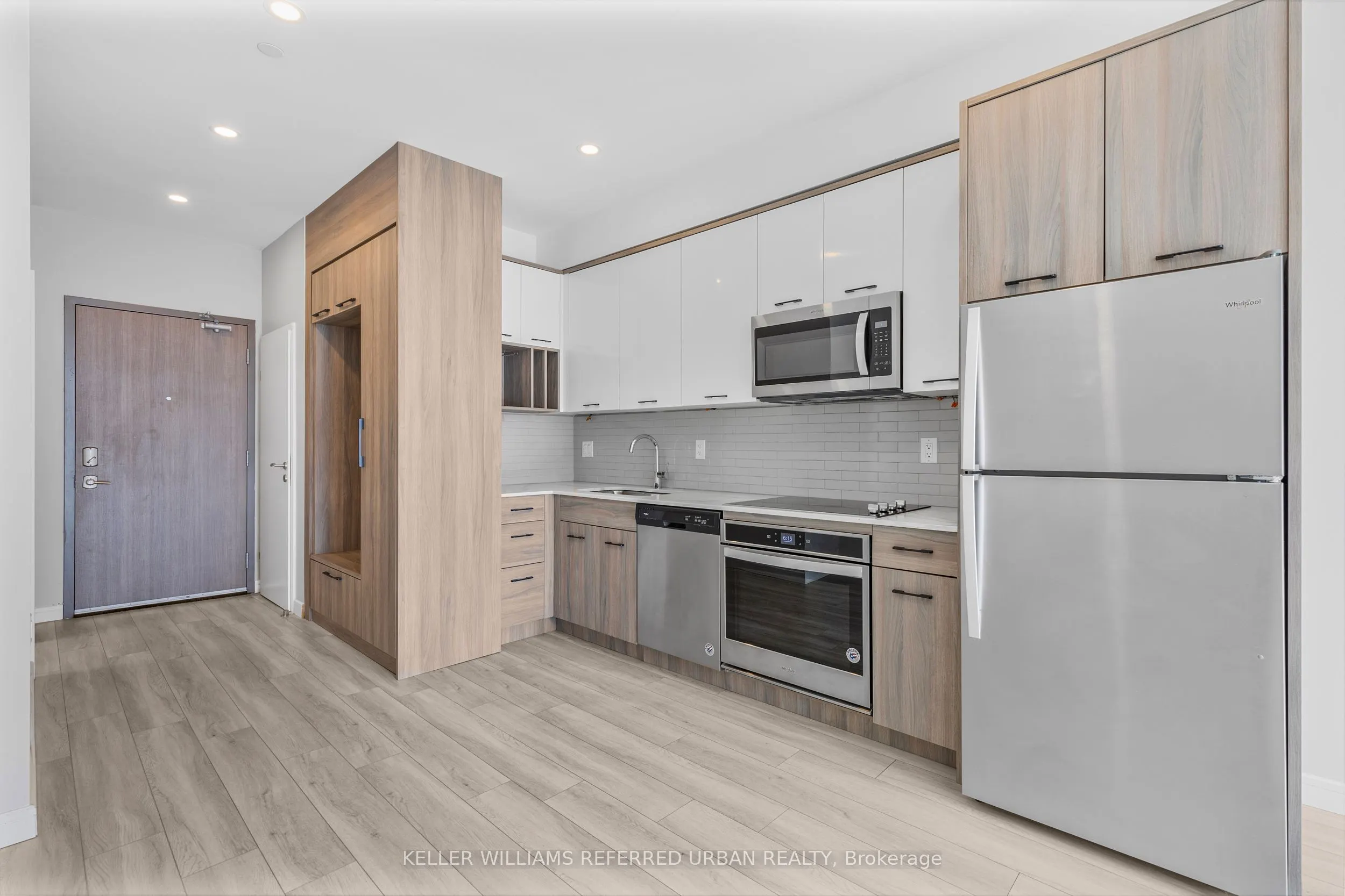 20 George Street, #2107