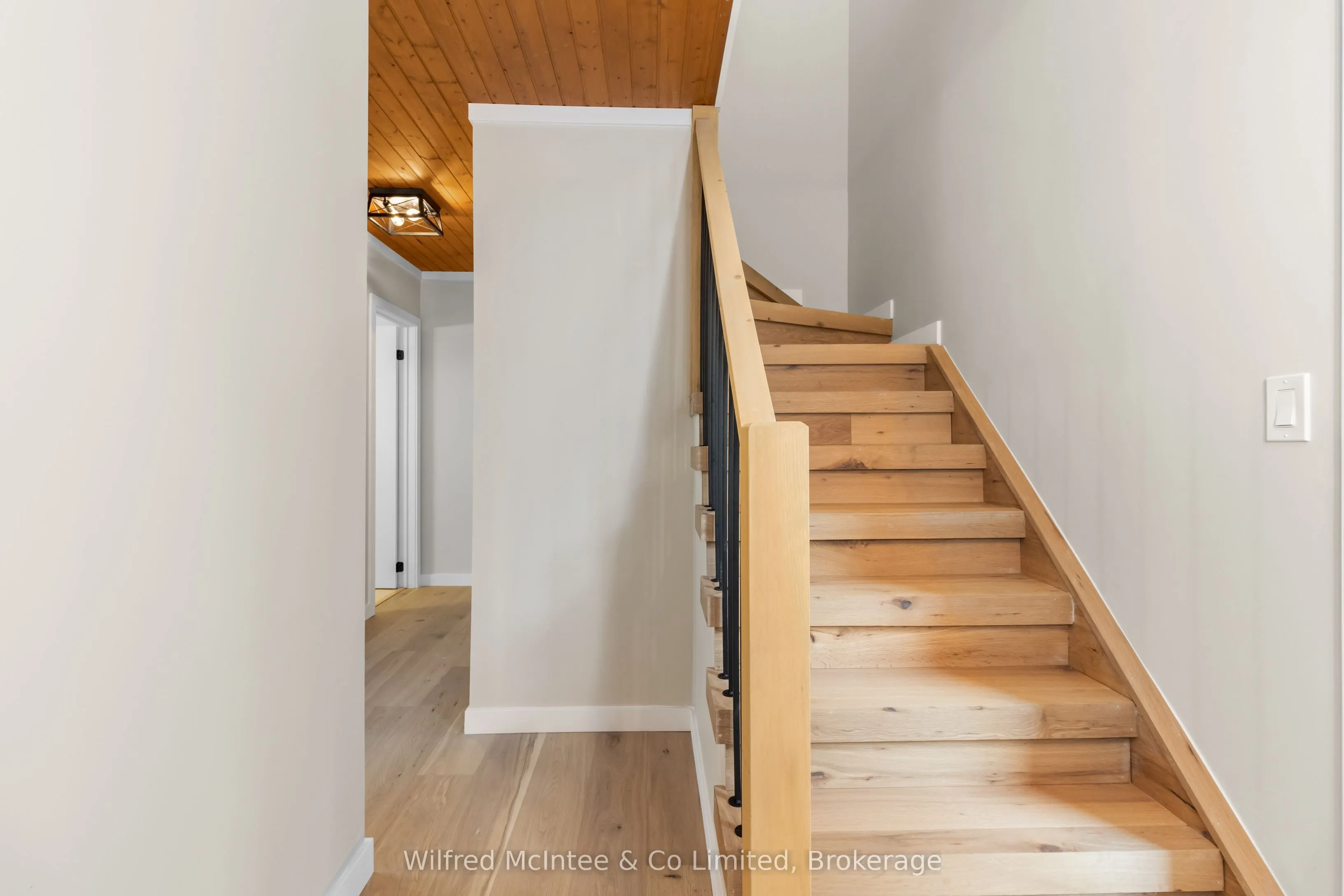 40 Rolling Hills Drive