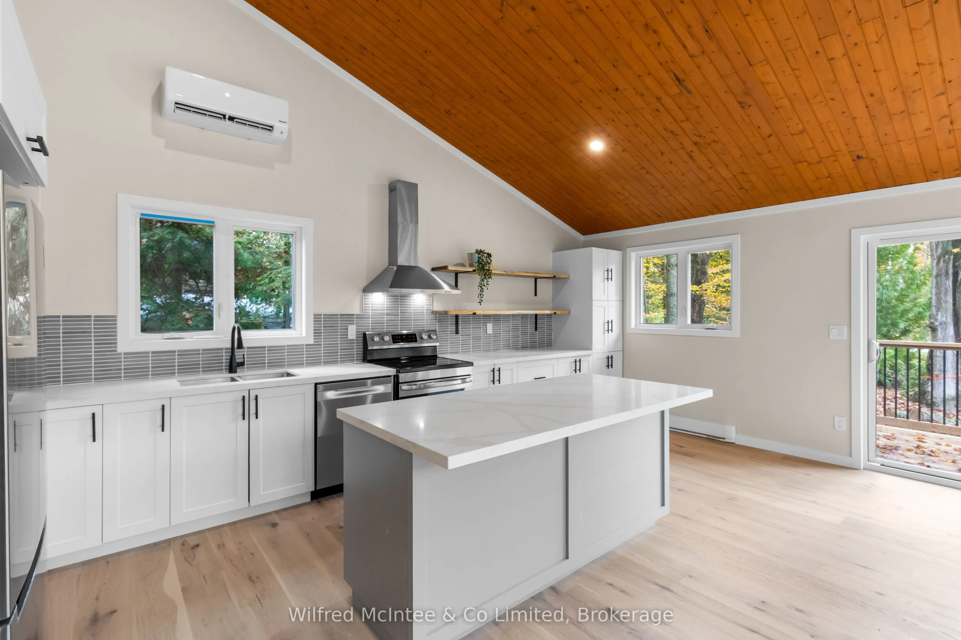 40 Rolling Hills Drive