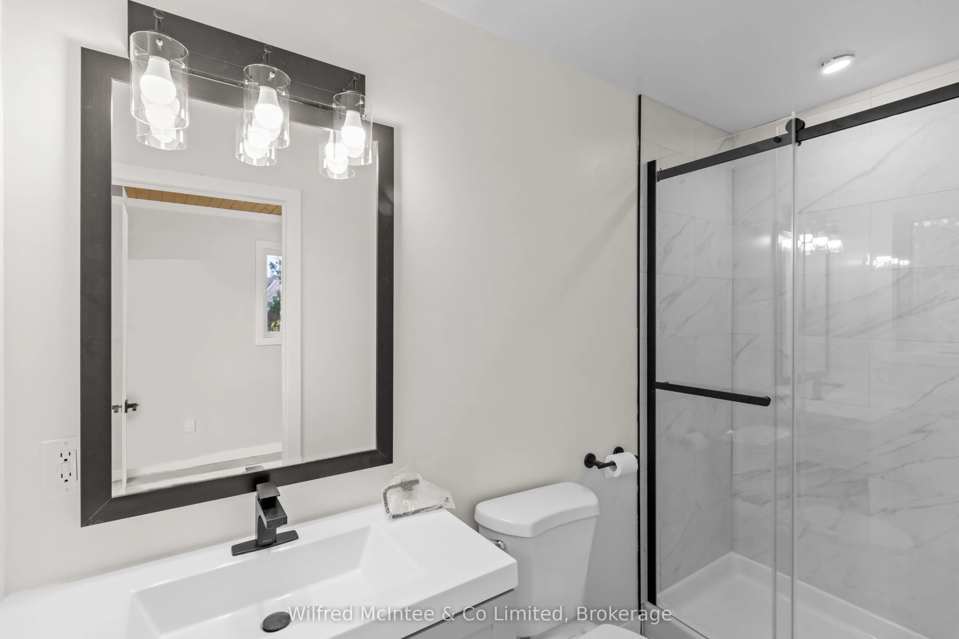 40 Rolling Hills Drive