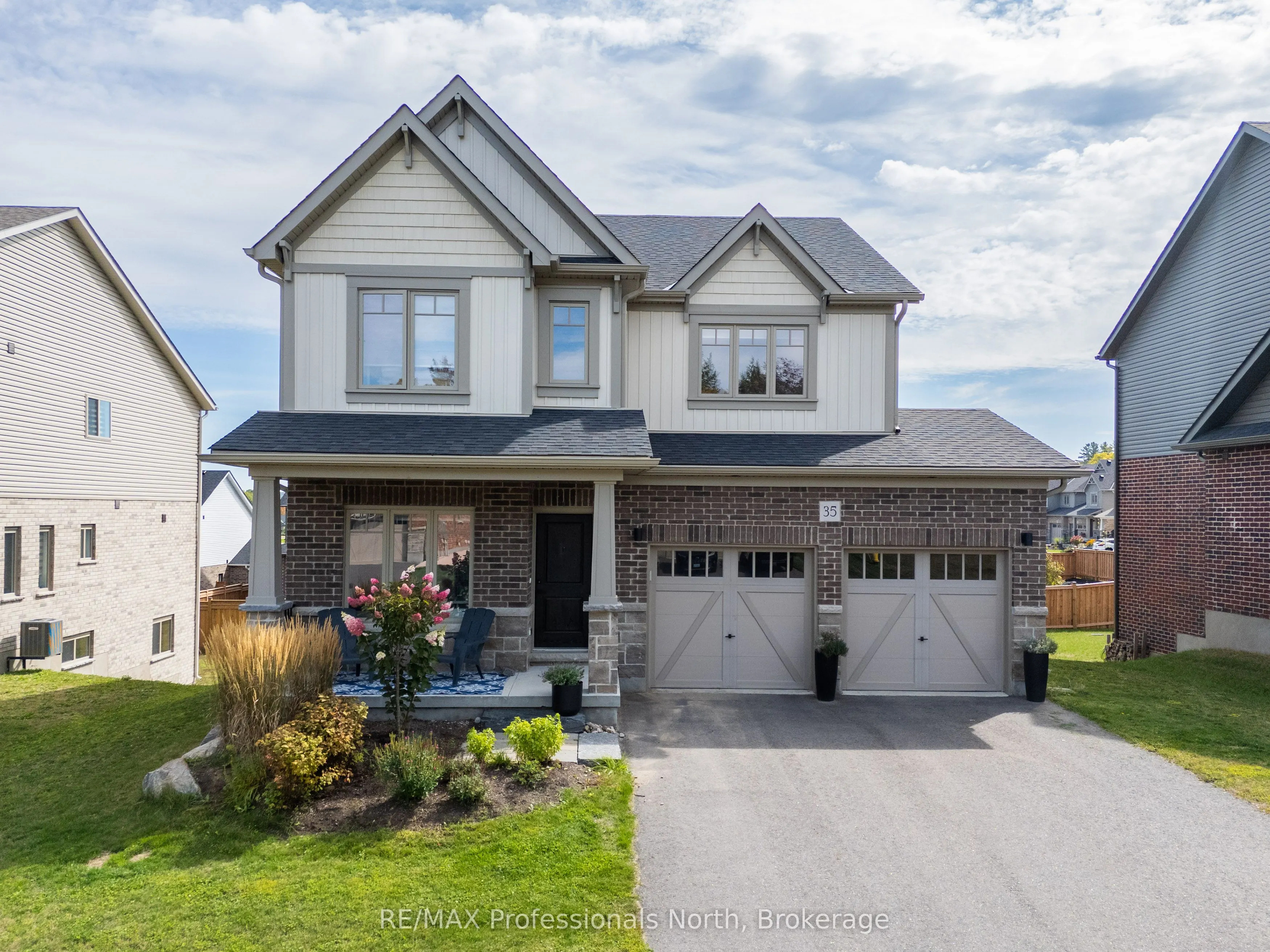 35 Woodstream Drive