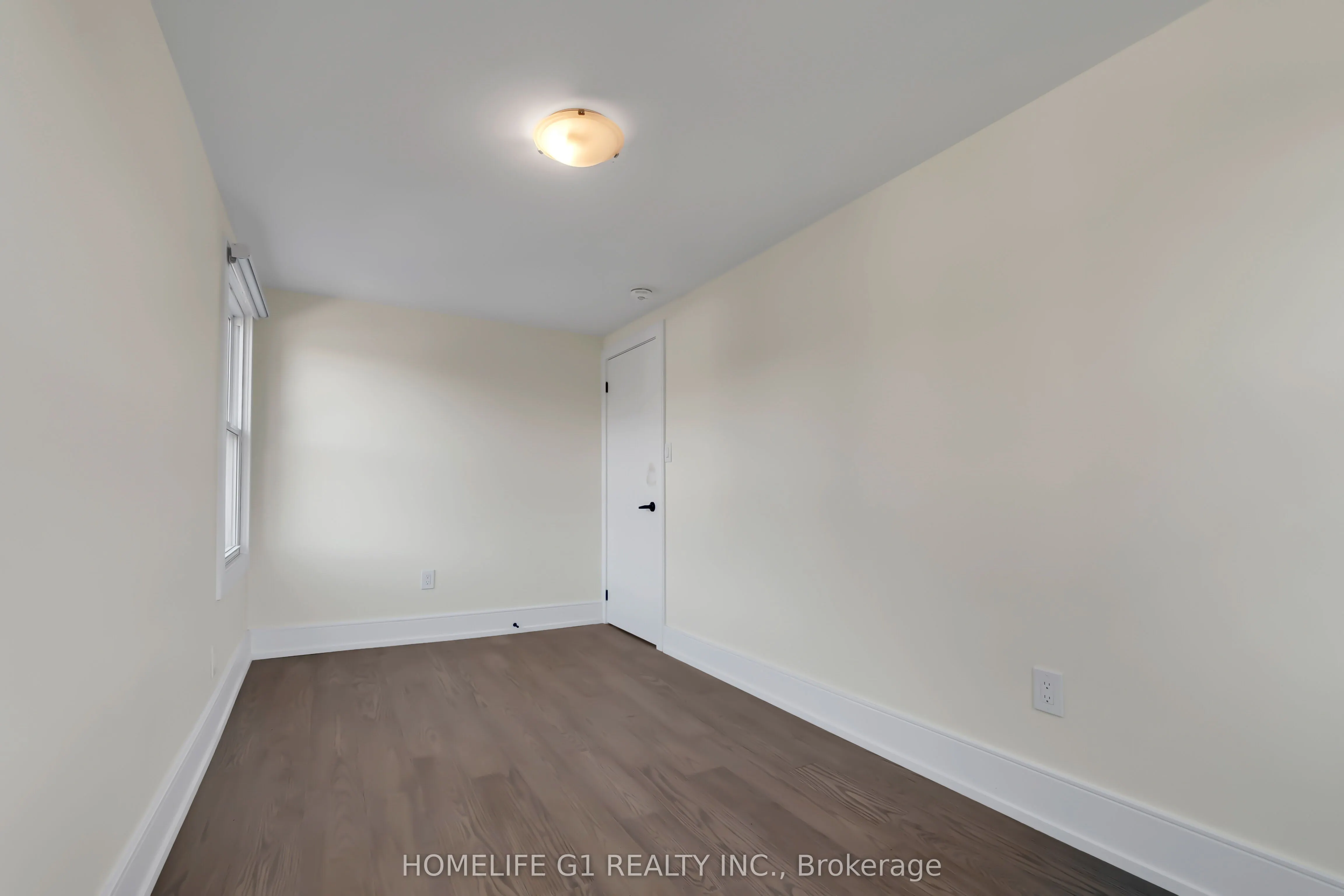 241 Charles Street W