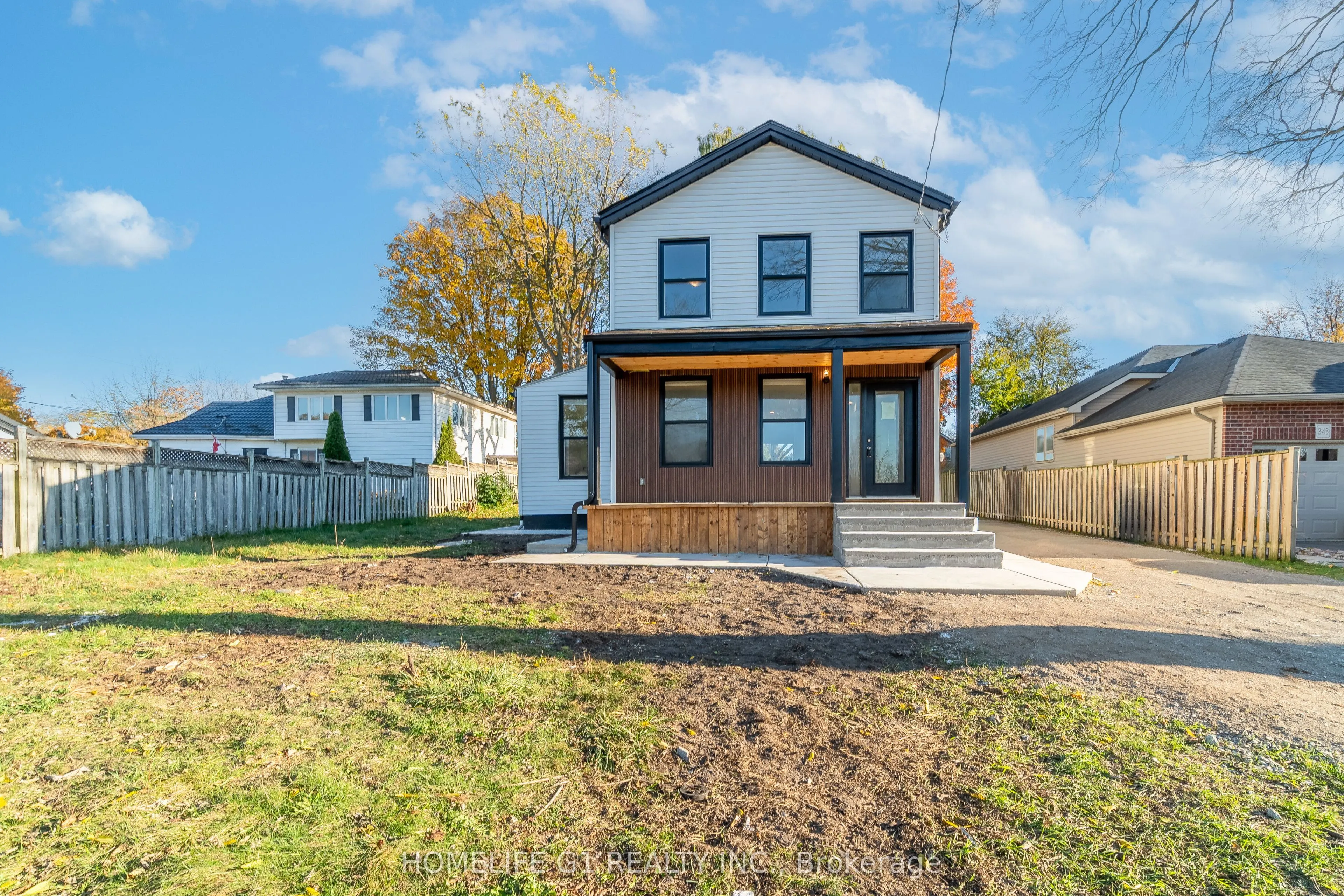 241 Charles Street W