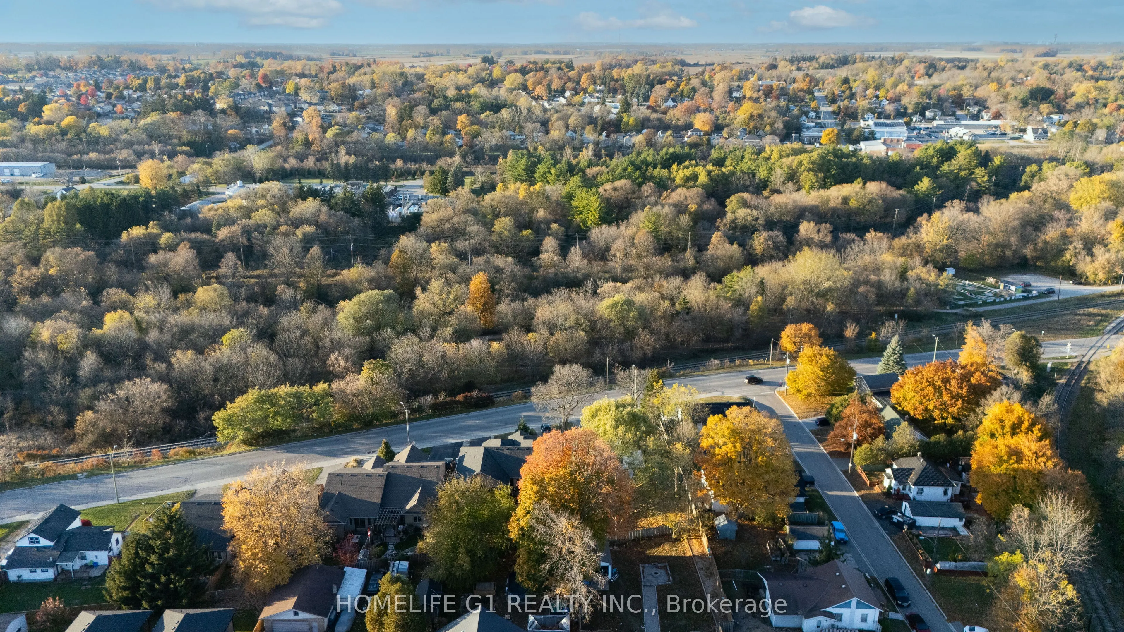 241 Charles Street W