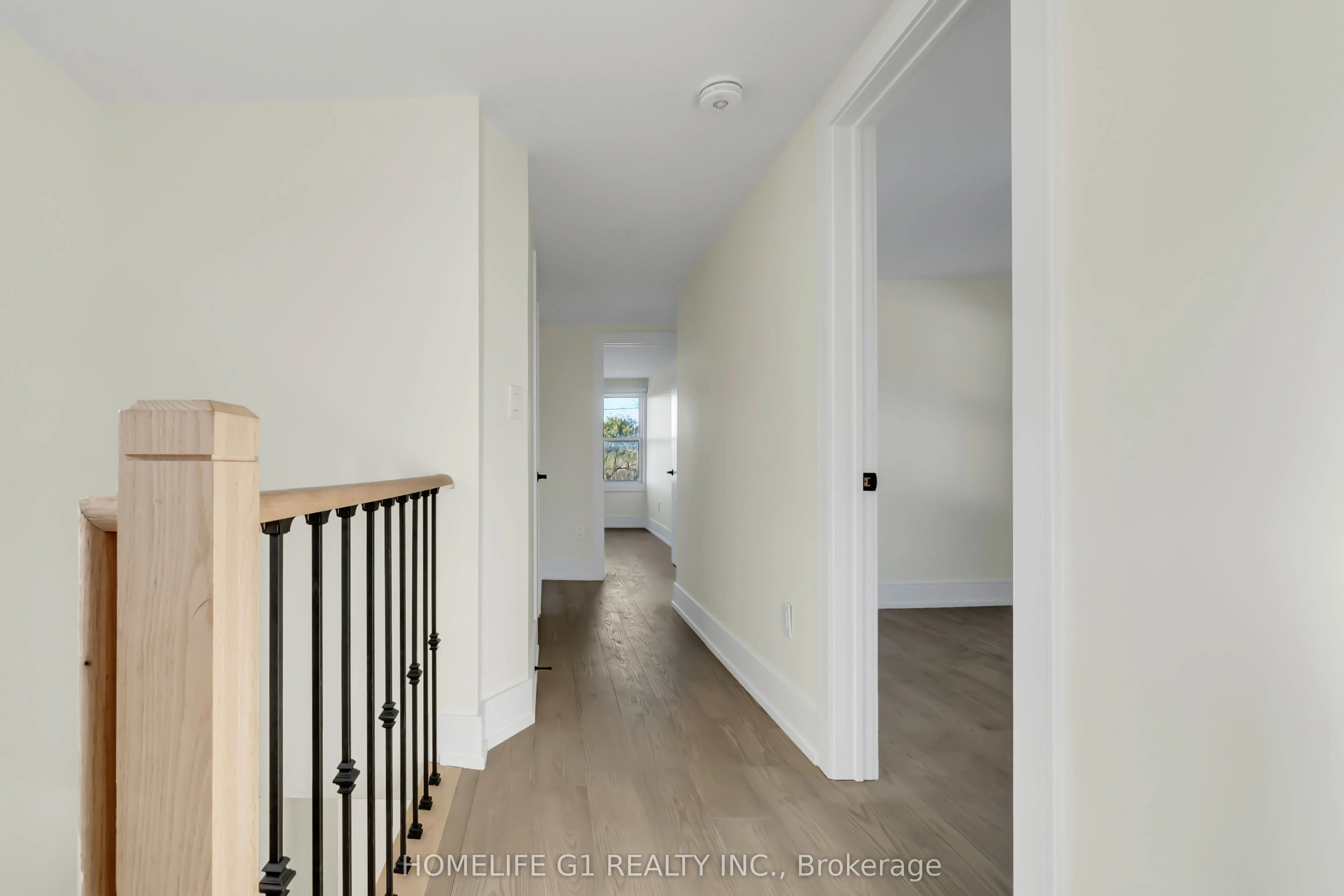 241 Charles Street W