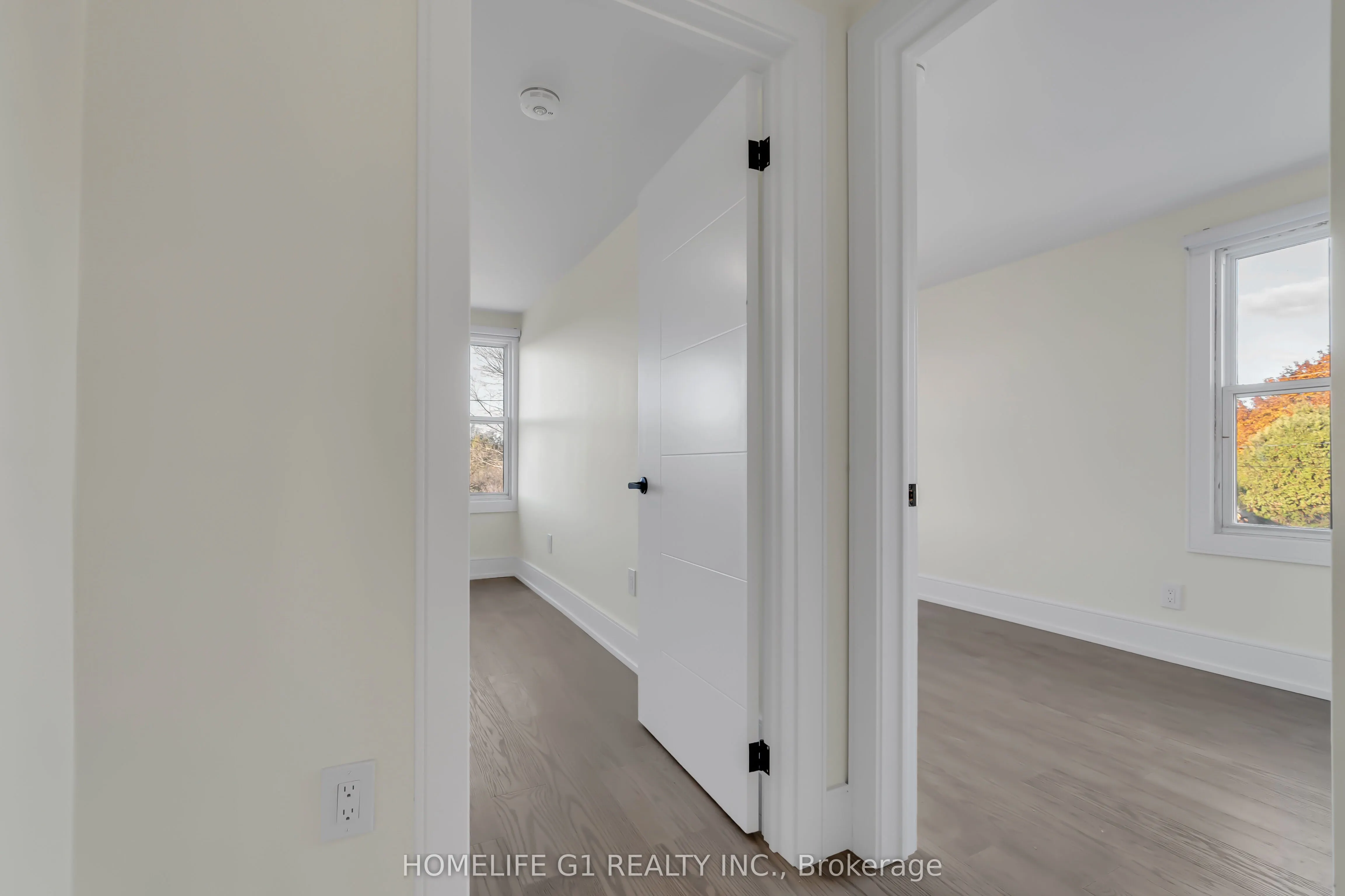 241 Charles Street W