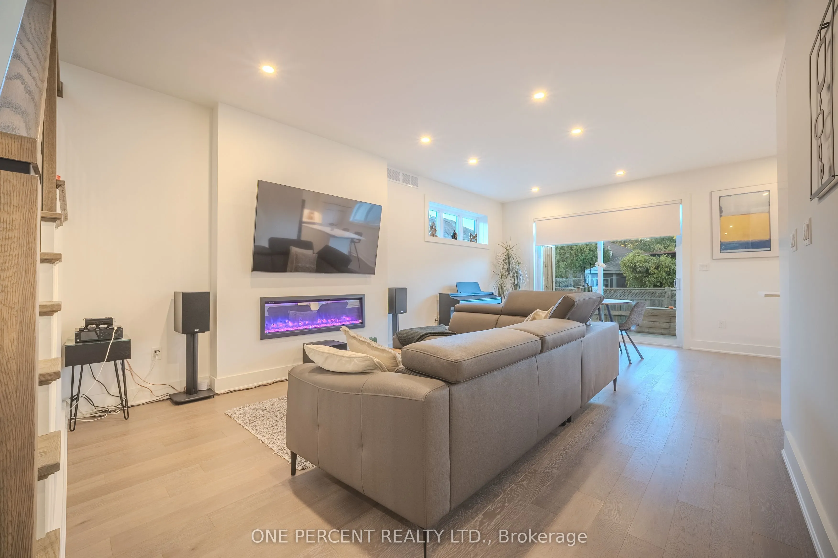 9 Princeton Common, #9