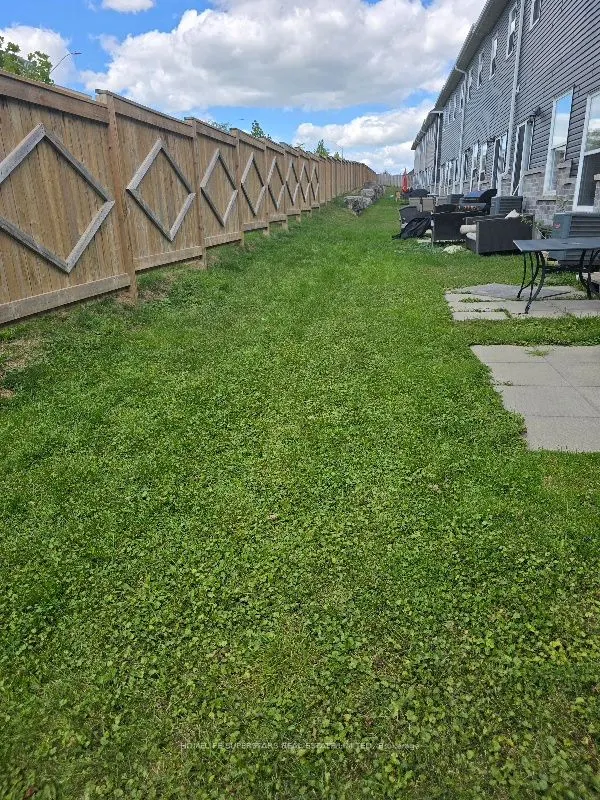 439 Athlone Avenue E, #A2