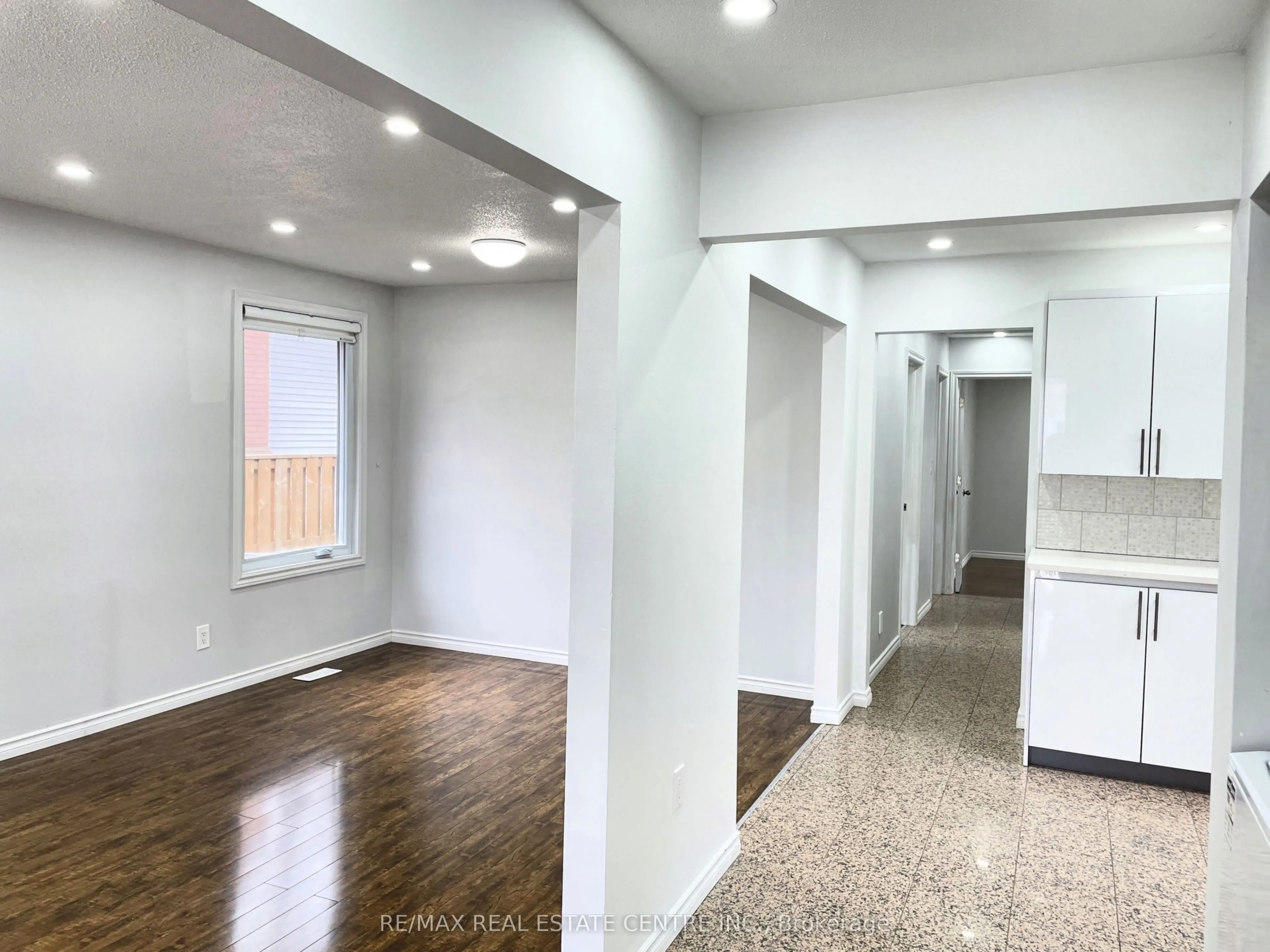 5965 Crimson Drive, #UPPER LEVEL