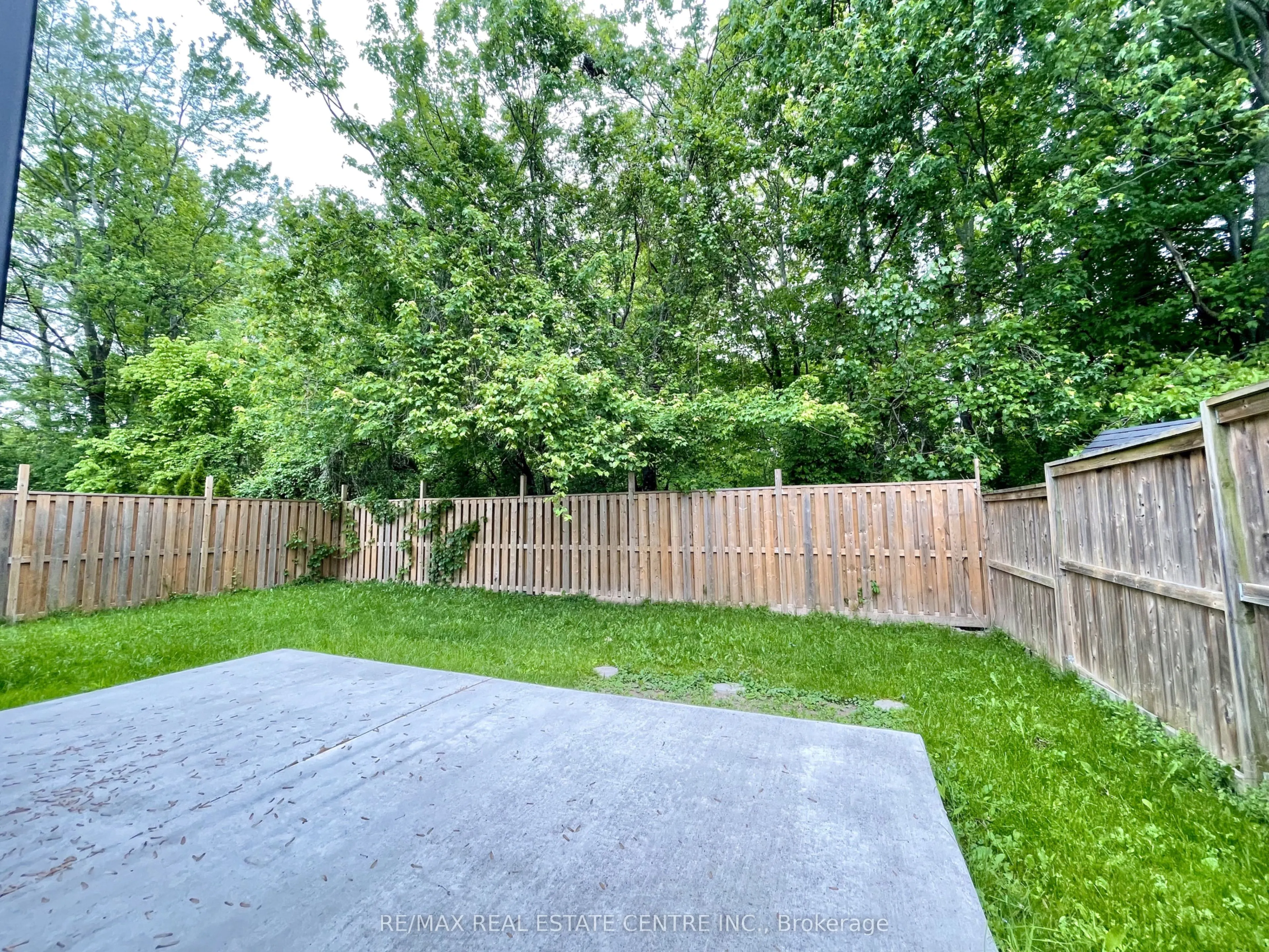 5965 Crimson Drive, #UPPER LEVEL