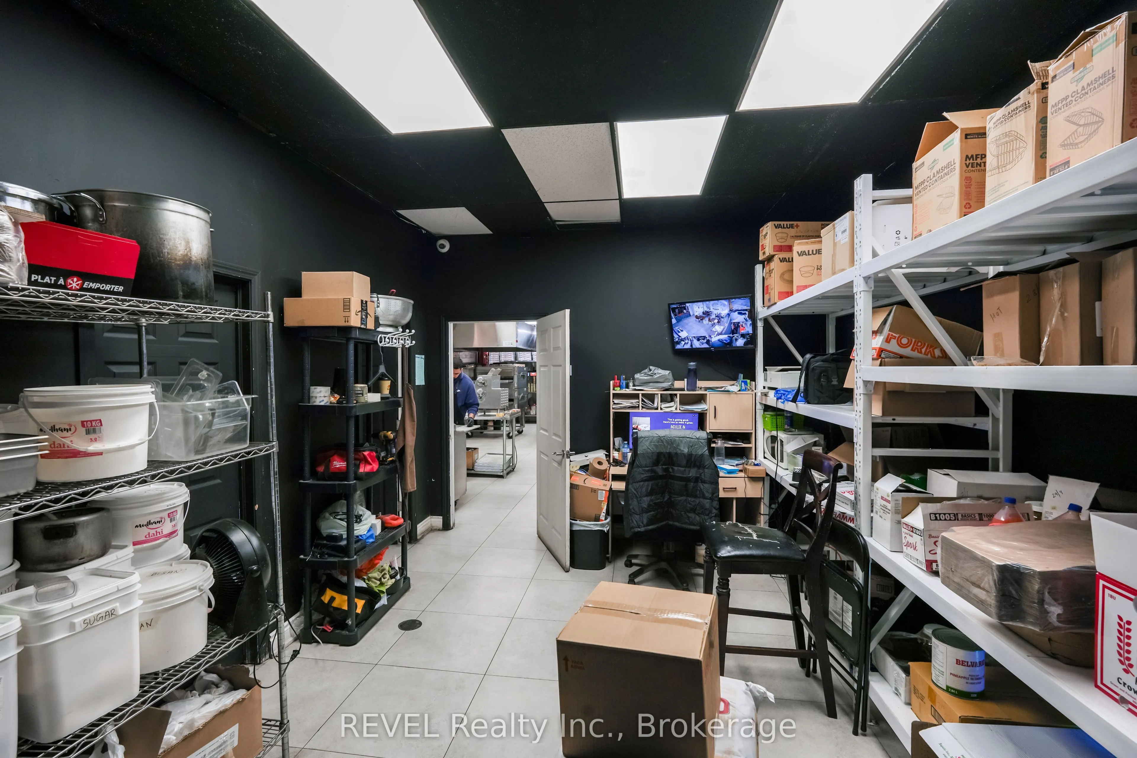 1001 LANGS Drive, #5