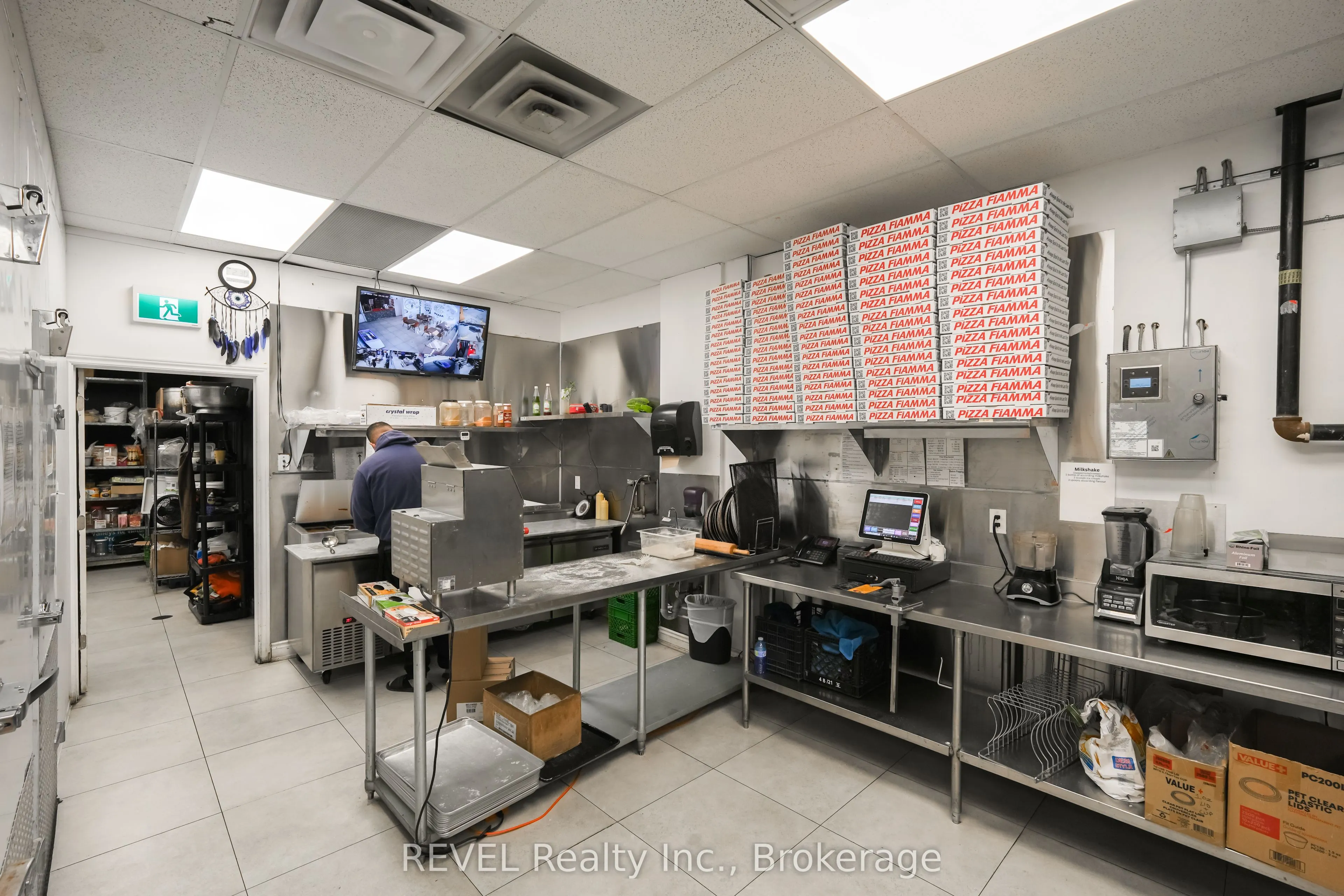 1001 LANGS Drive, #5