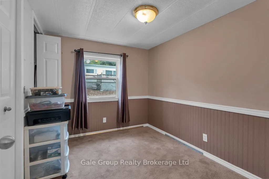 596101 Hwy 59 Tropicana #15 Crescent E