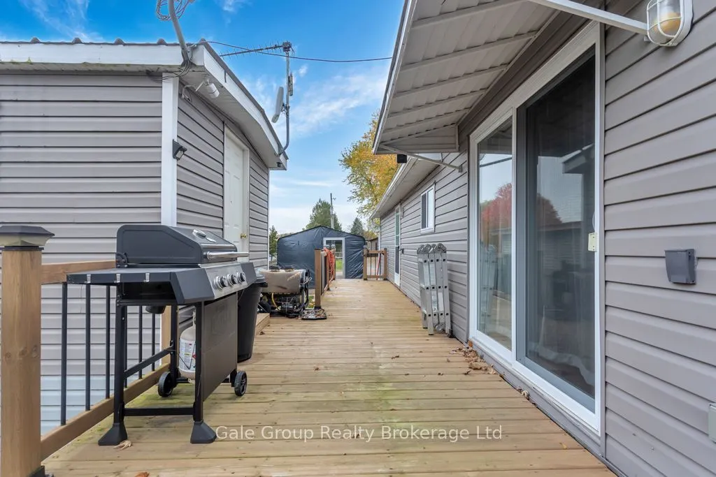 596101 Hwy 59 Tropicana #15 Crescent E