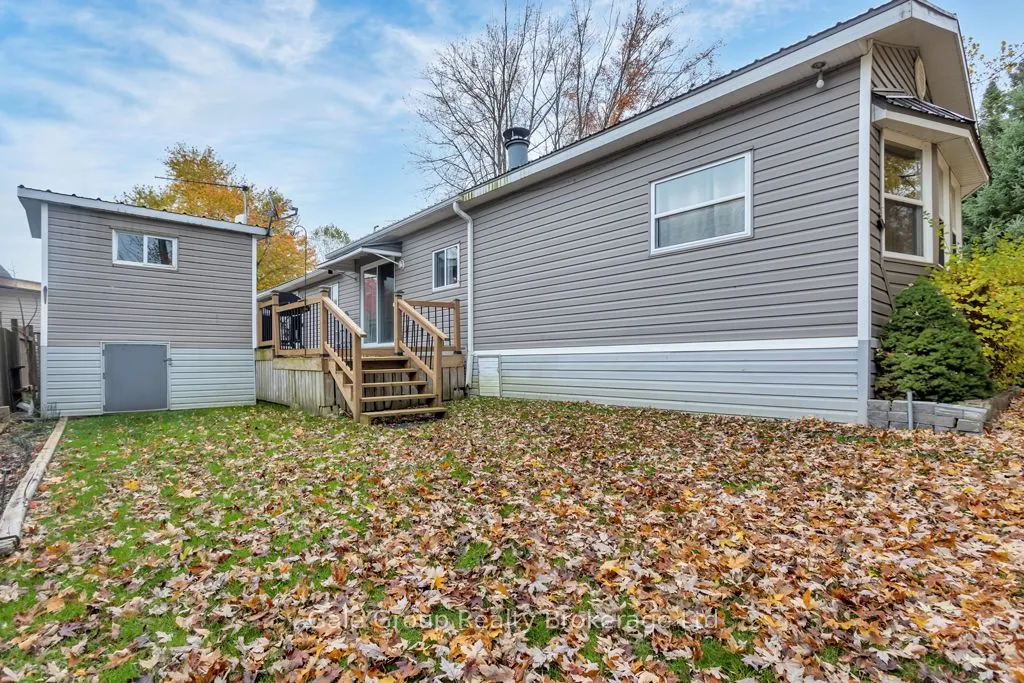 596101 Hwy 59 Tropicana #15 Crescent E