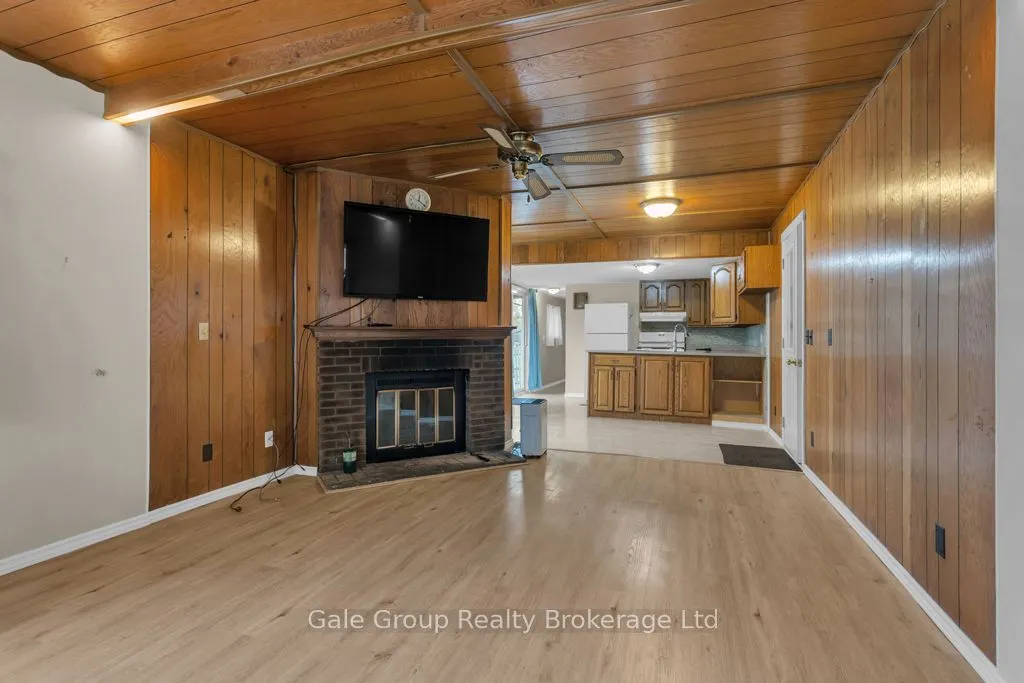 596101 Hwy 59 Tropicana #15 Crescent E