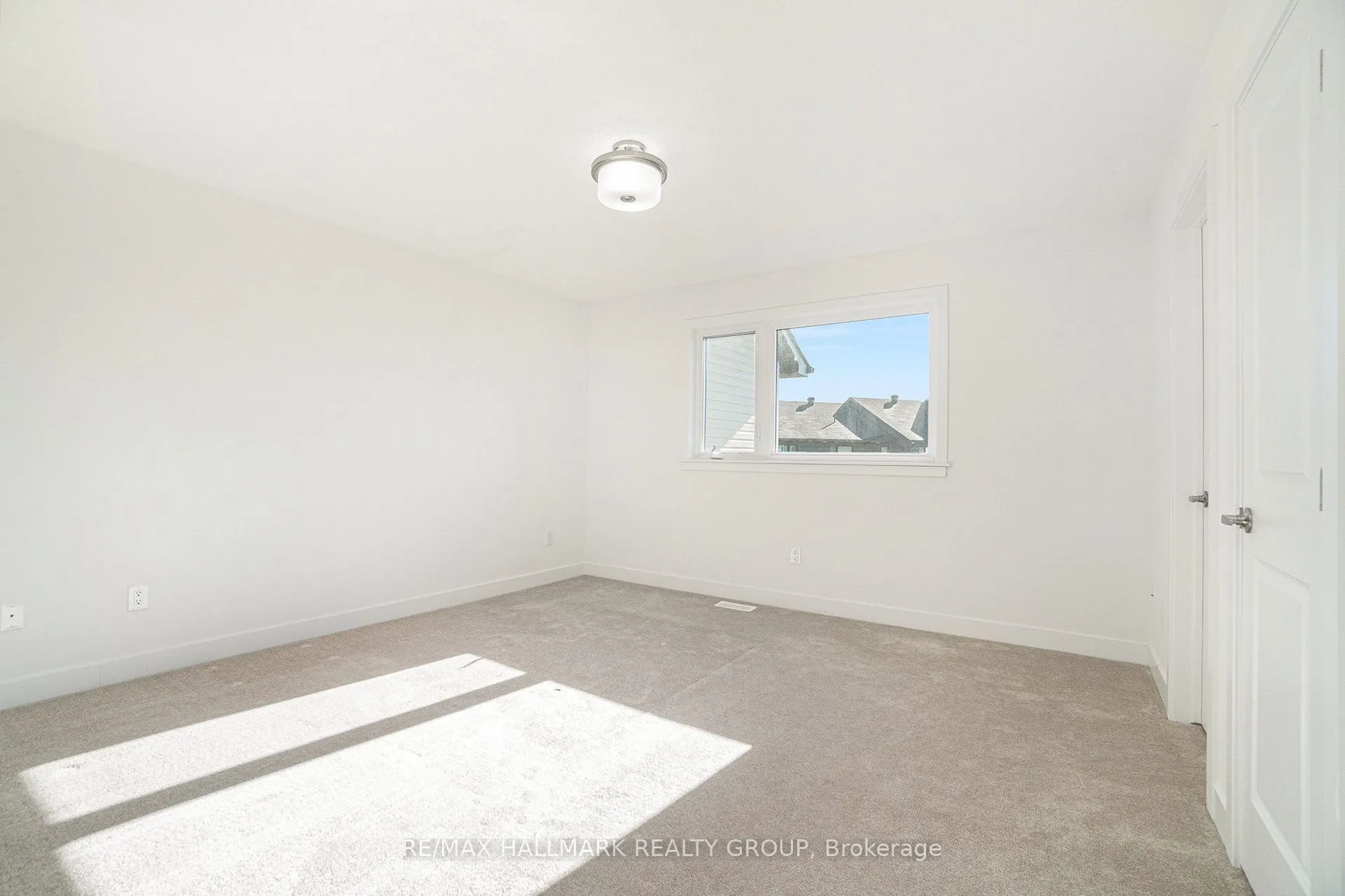 262 Darjeeling Avenue