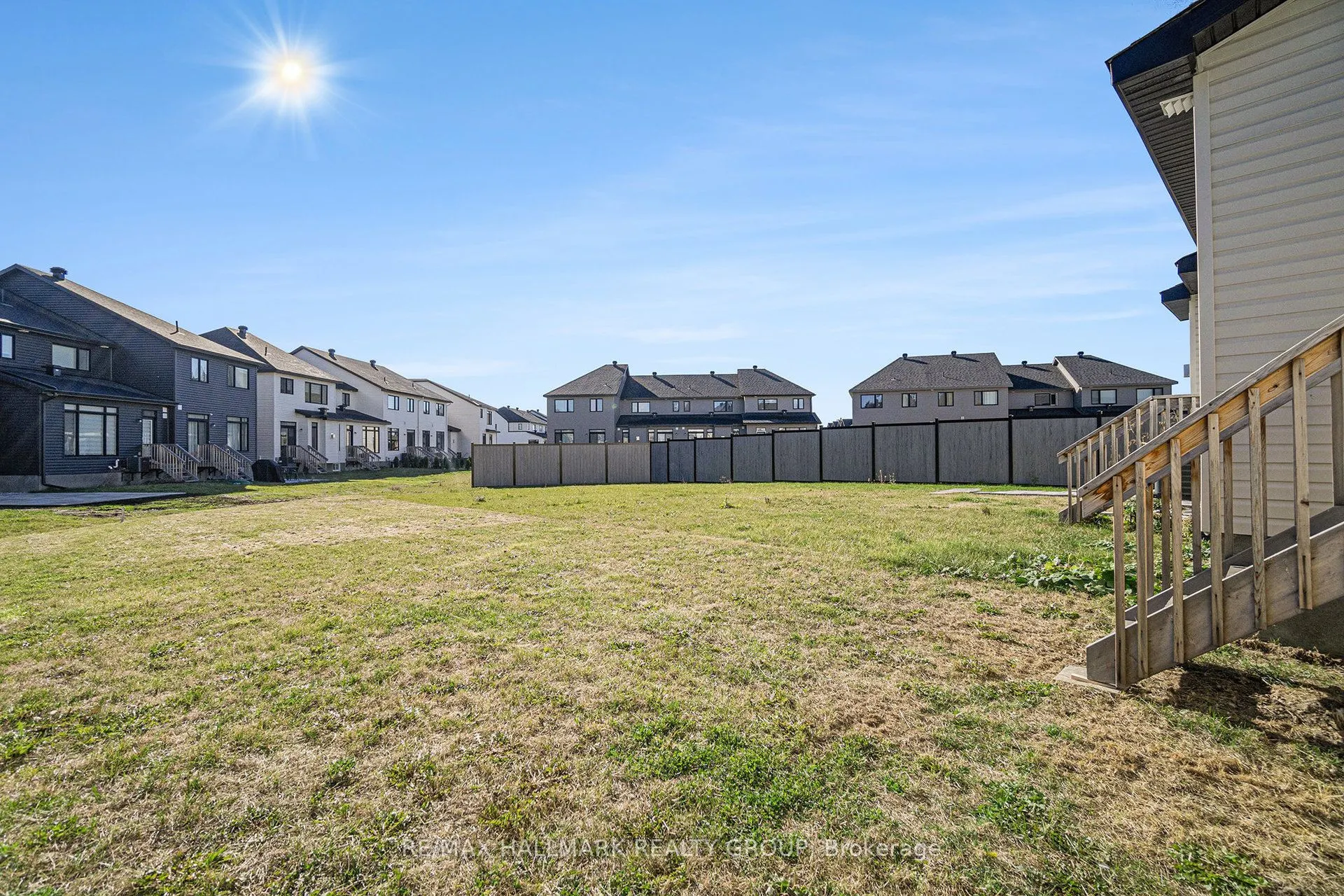 262 Darjeeling Avenue