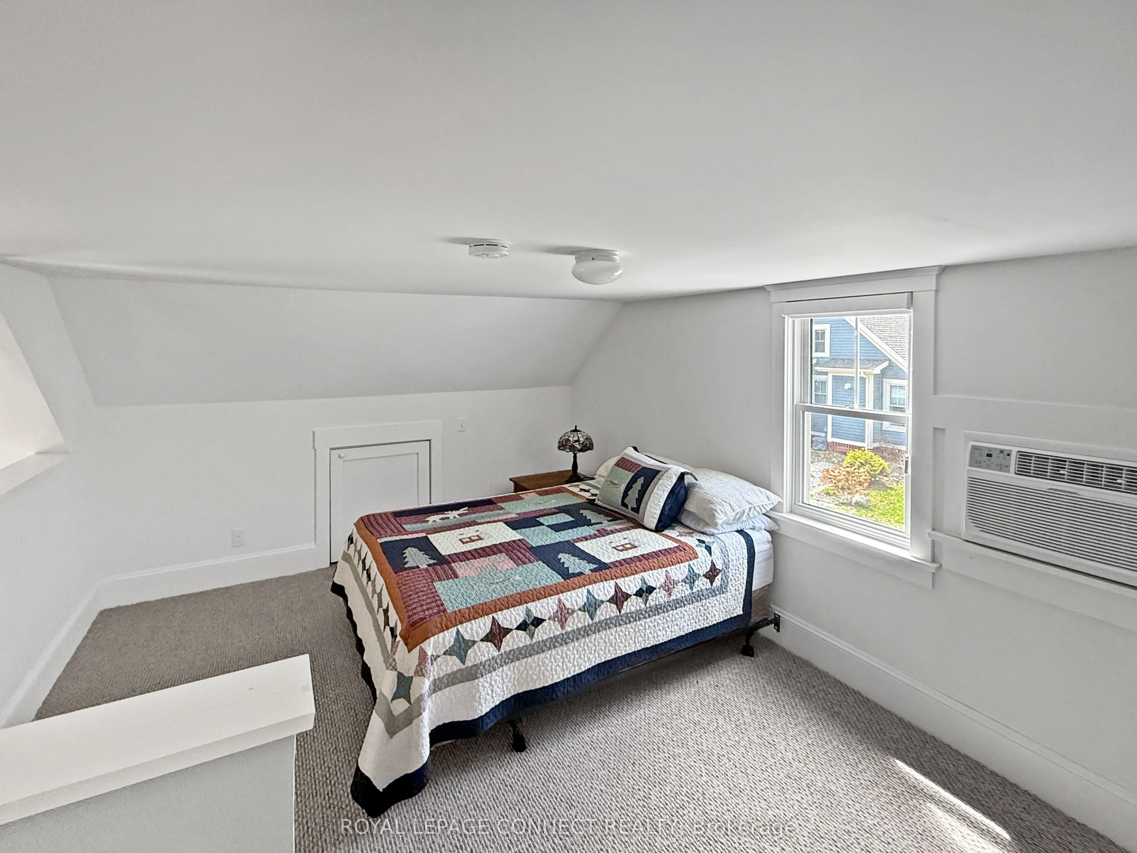 17 Hollow Lane, #222