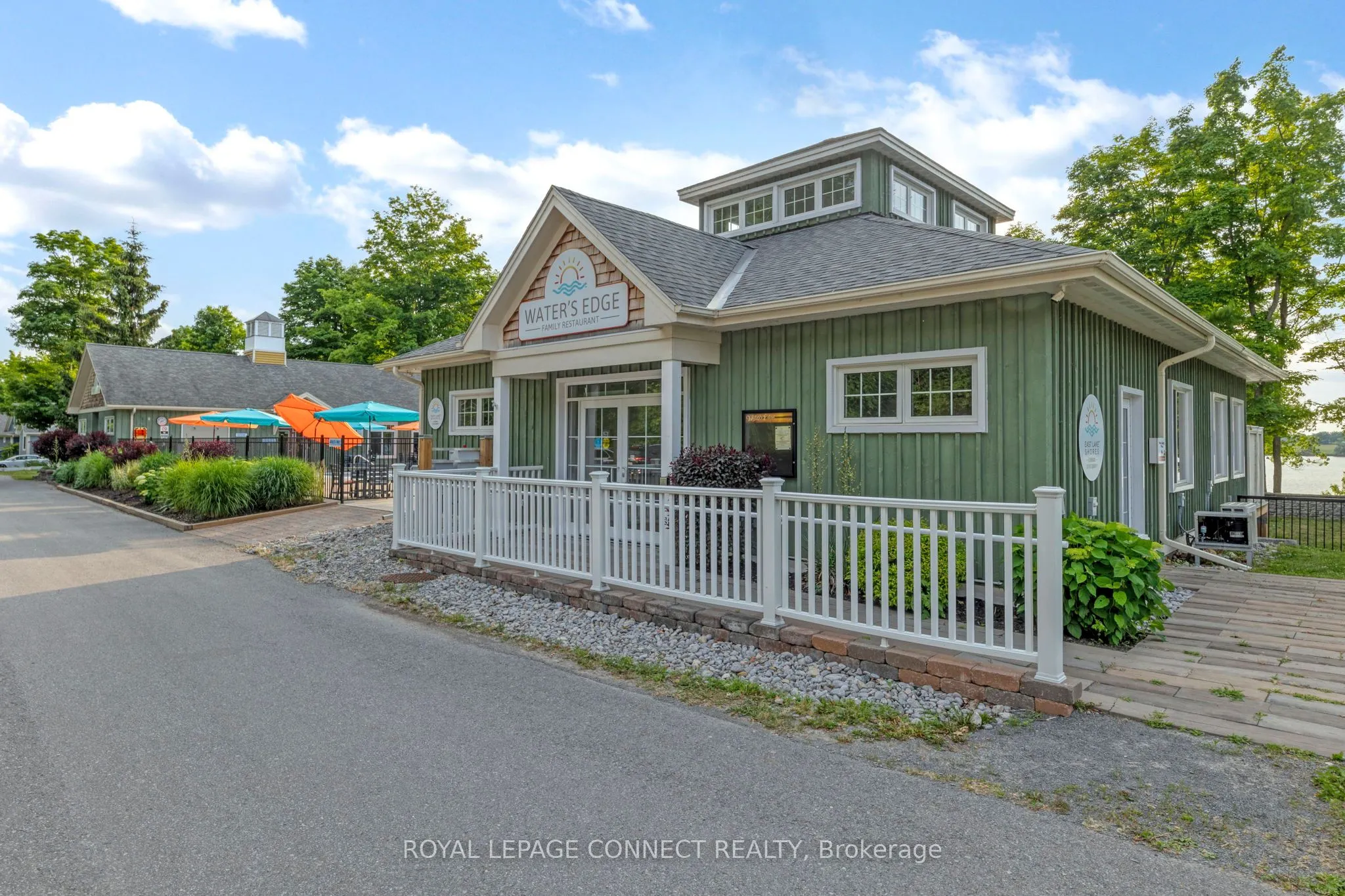 17 Hollow Lane, #222