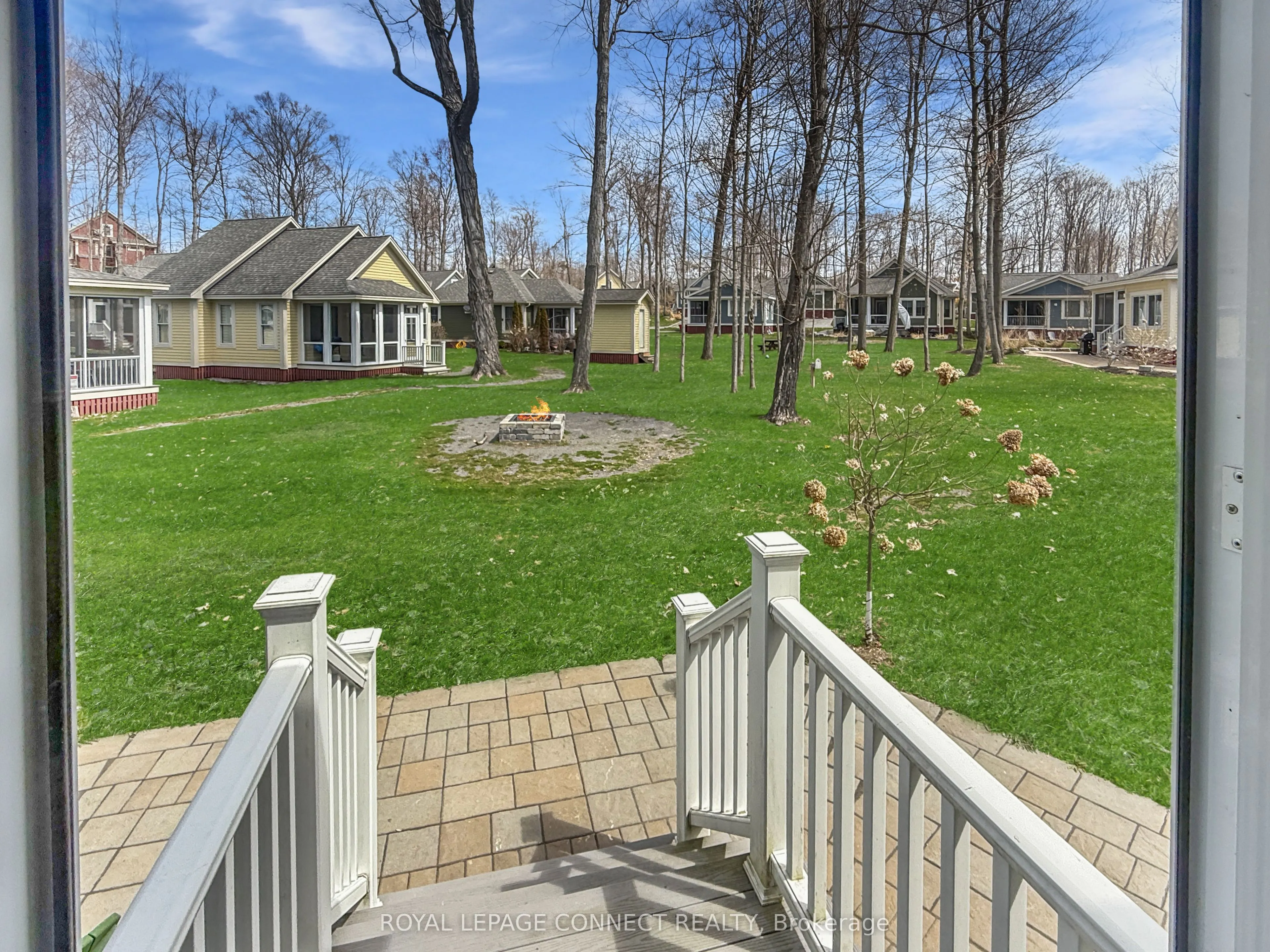 17 Hollow Lane, #222