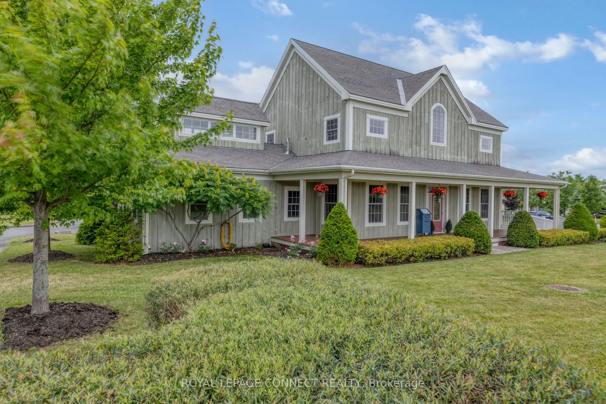 17 Hollow Lane, #222