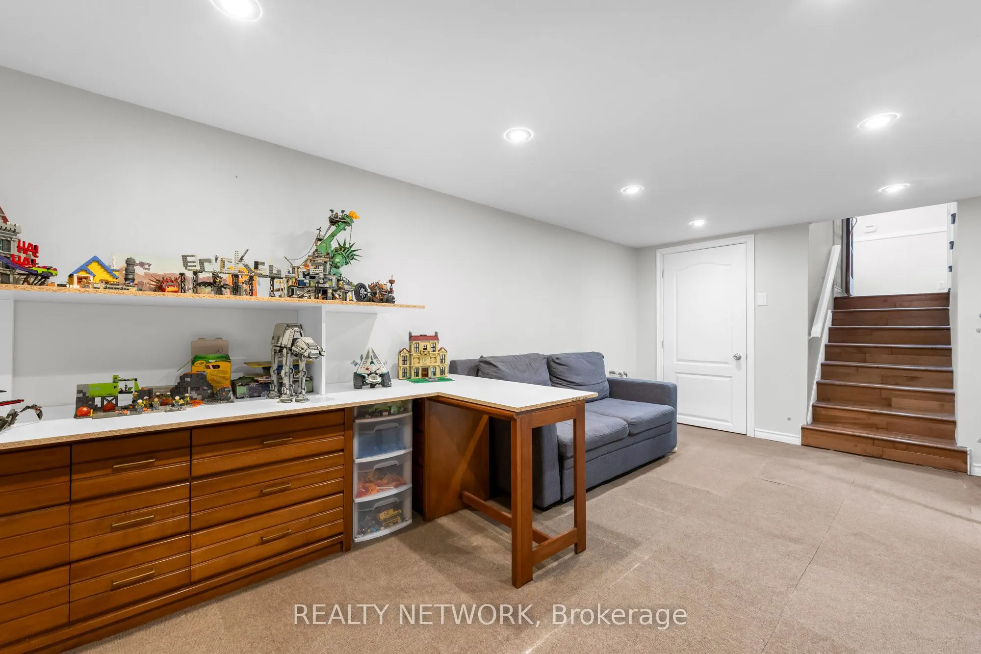 10042 Wiiloughby Drive